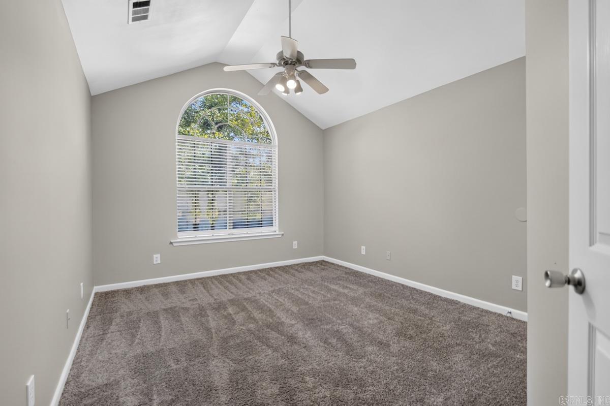 7231 Gap Meadows Drive Property Photo 12