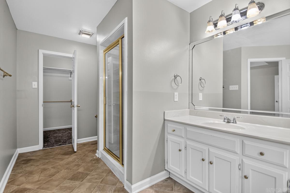 7231 Gap Meadows Drive Property Photo 21