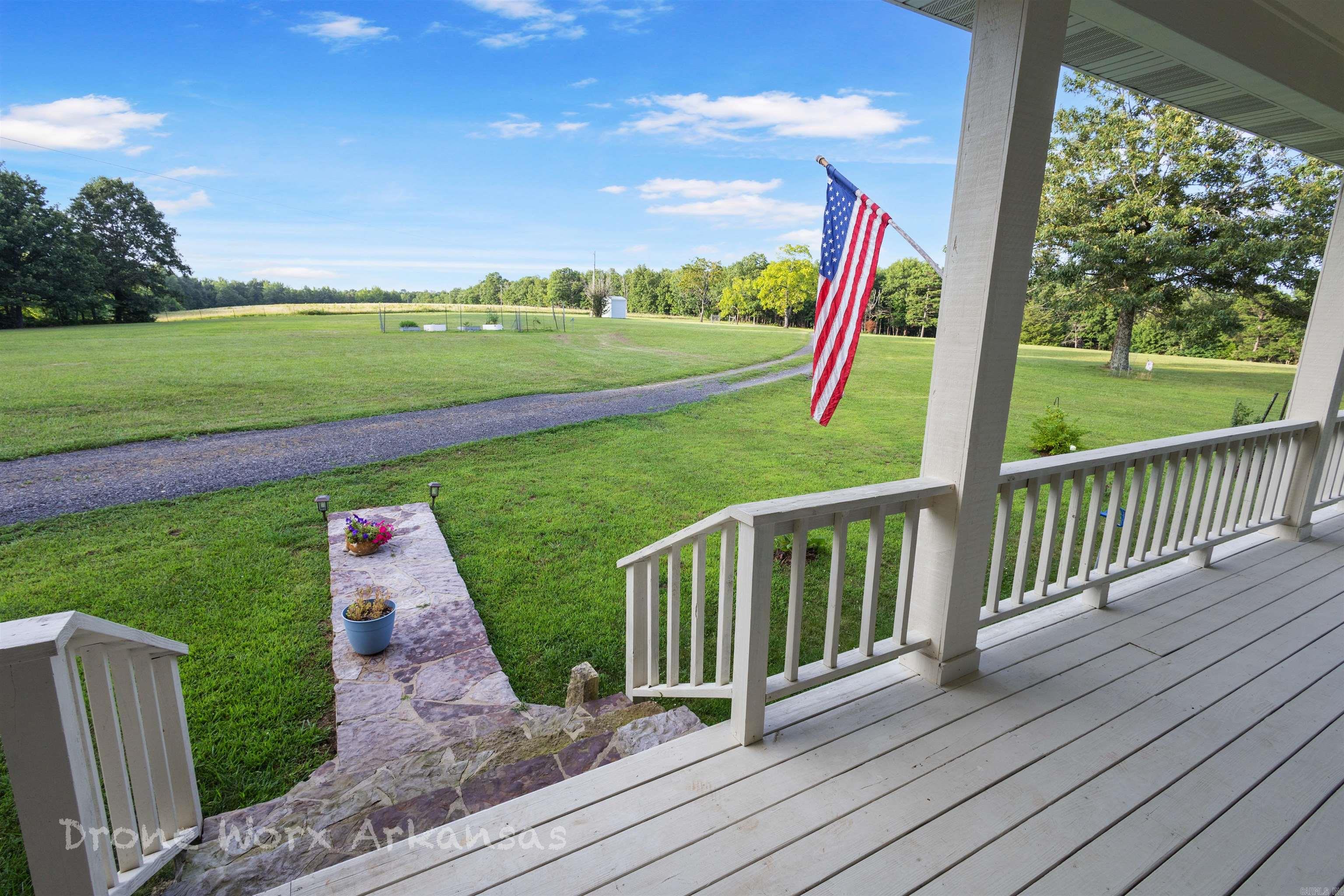 676 Diamond Drive Property Photo 4