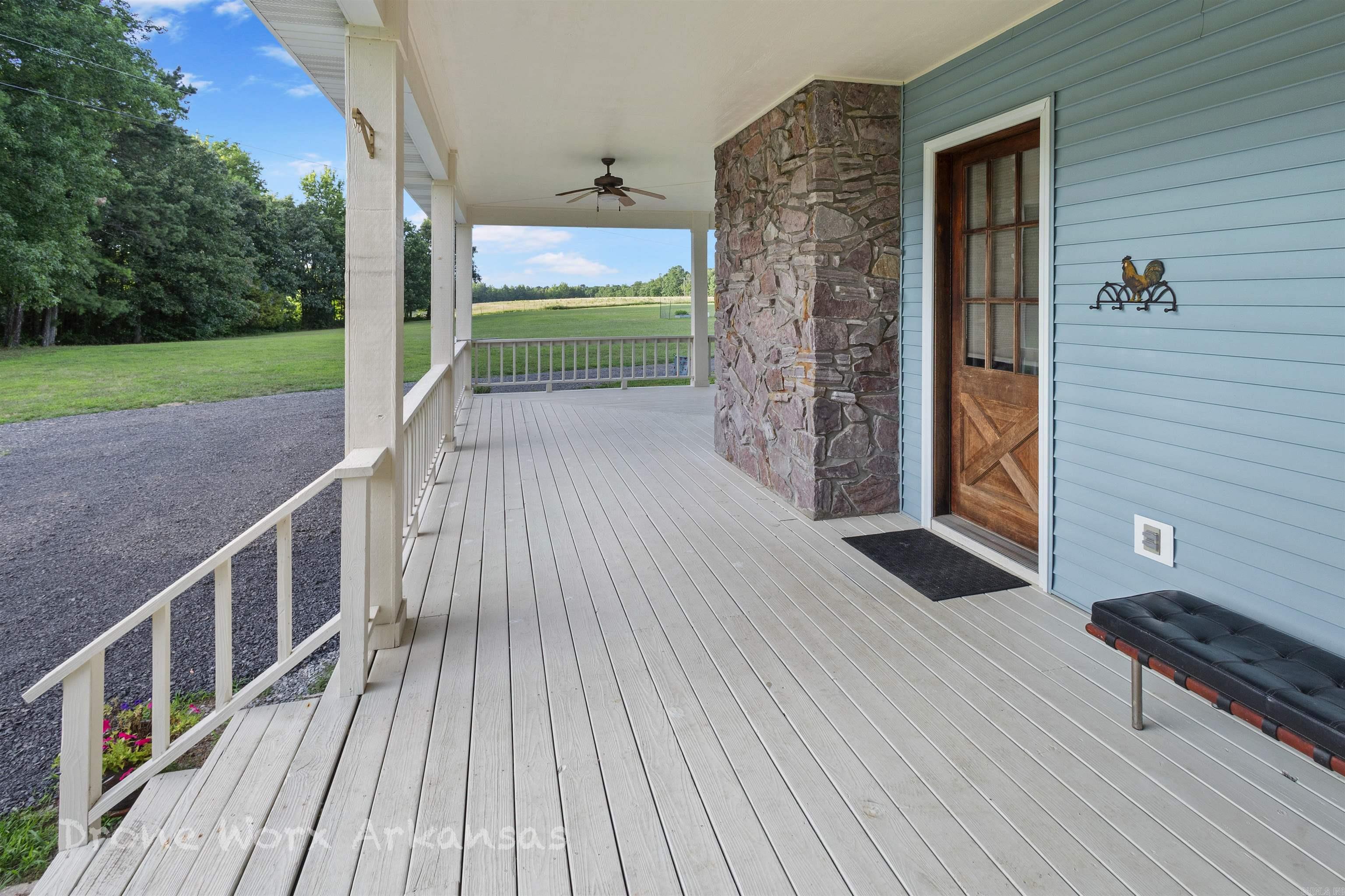 676 Diamond Drive Property Photo 6