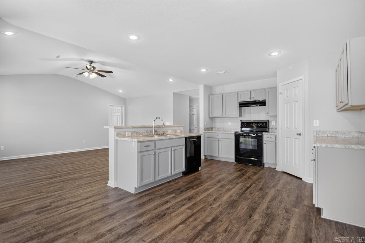 2096 River Birch Trail Property Photo 9