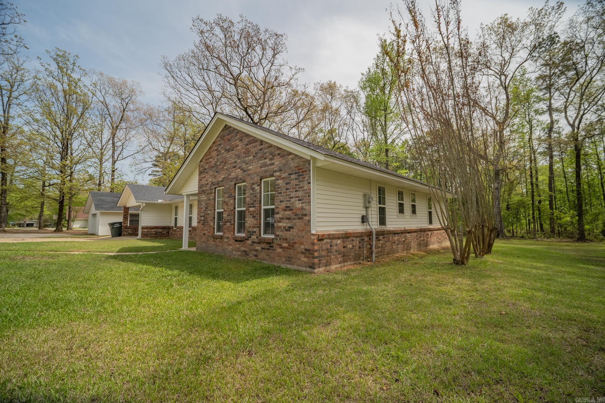 165 Allen Drive Property Photo 2