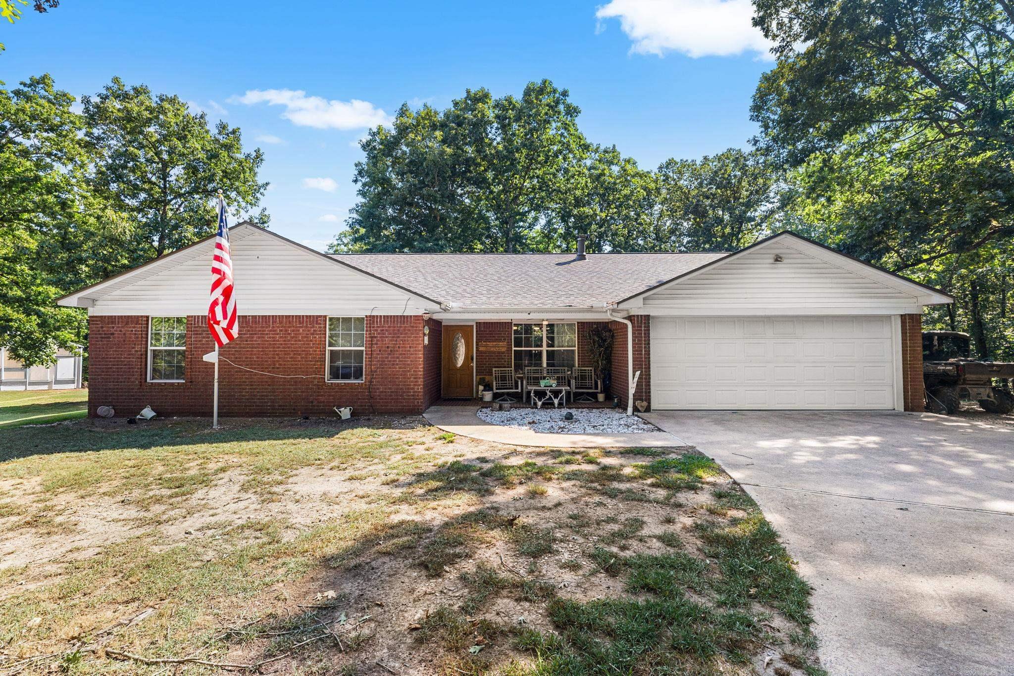 10823 Wyllia Road Property Photo 2