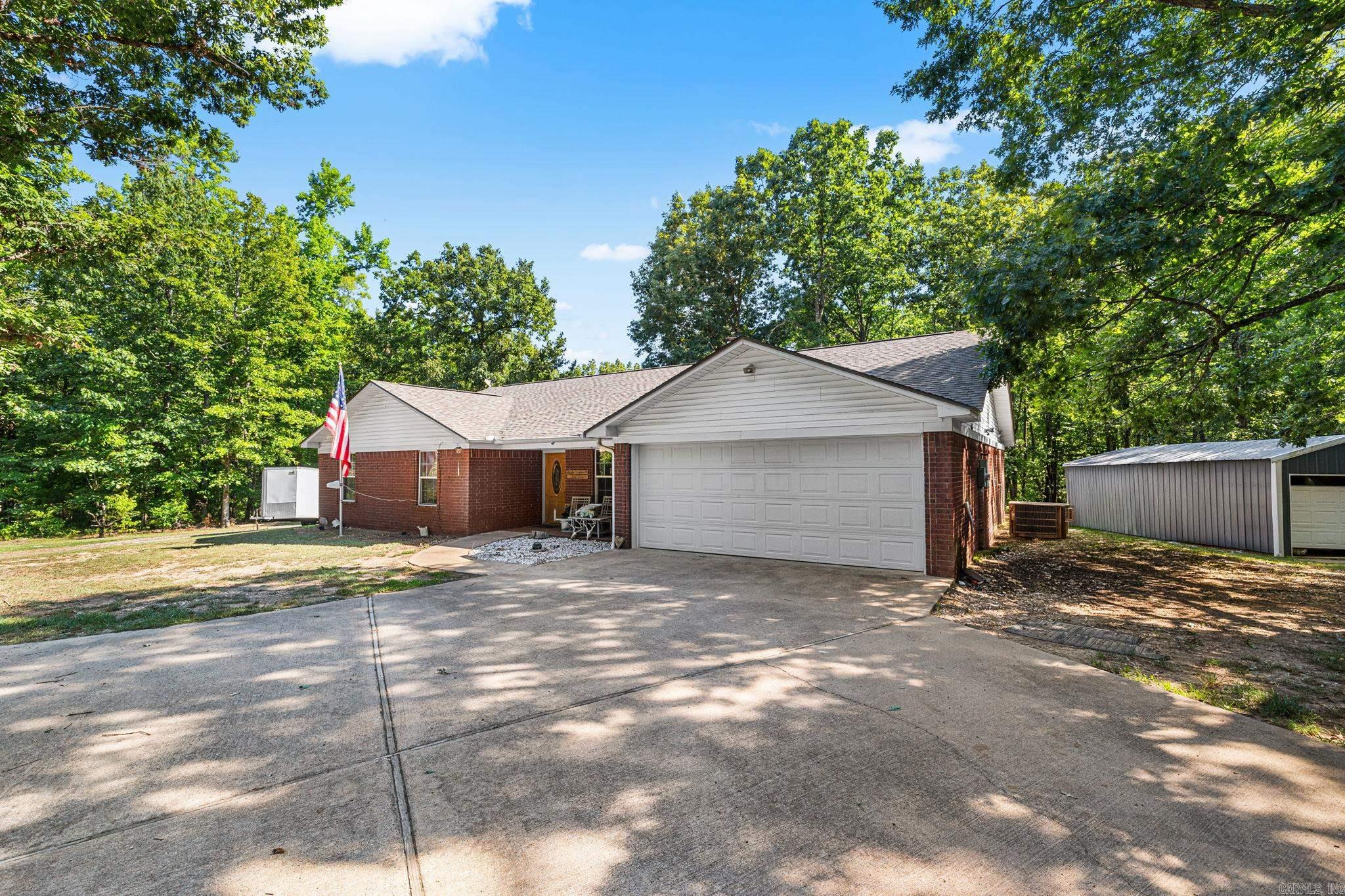 10823 Wyllia Road Property Photo 3