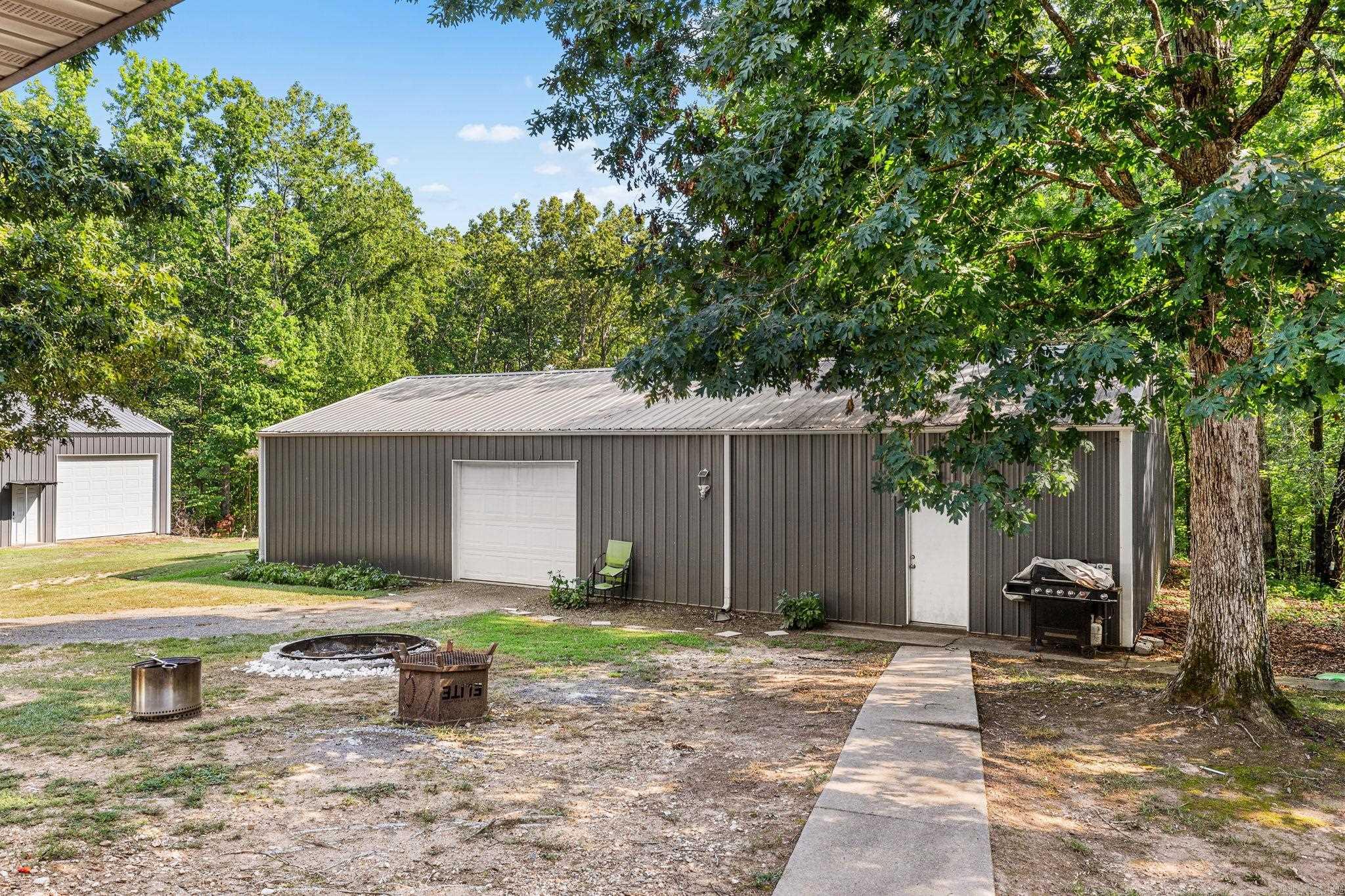 10823 Wyllia Road Property Photo 32