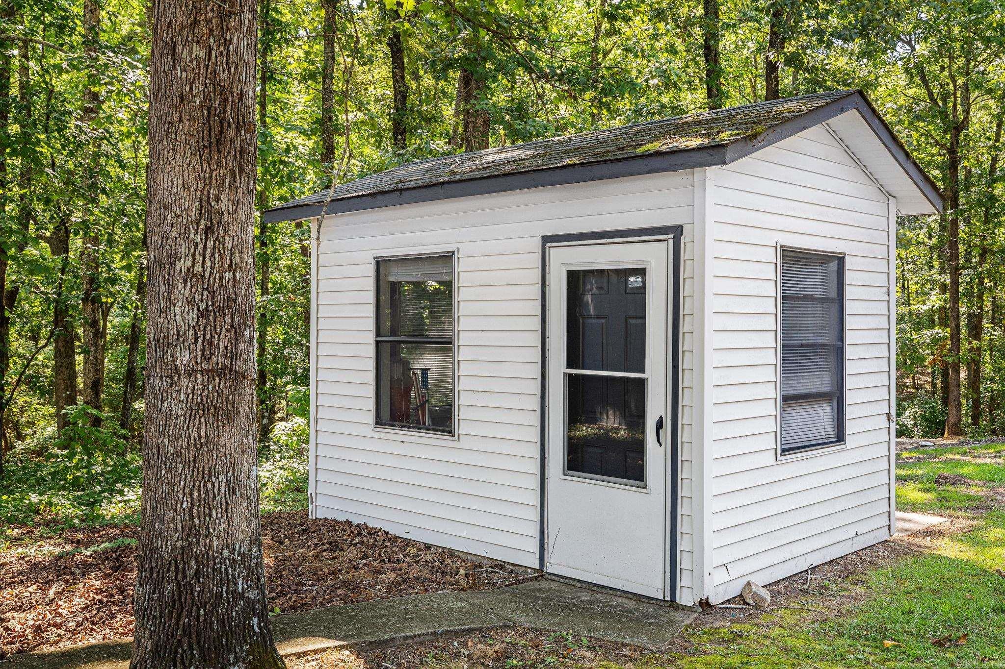 10823 Wyllia Road Property Photo 33