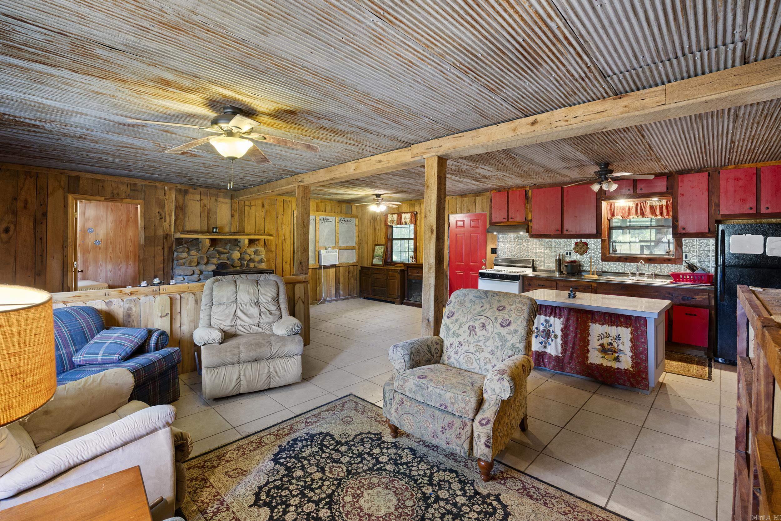 3828 Highway 123 Property Photo 4