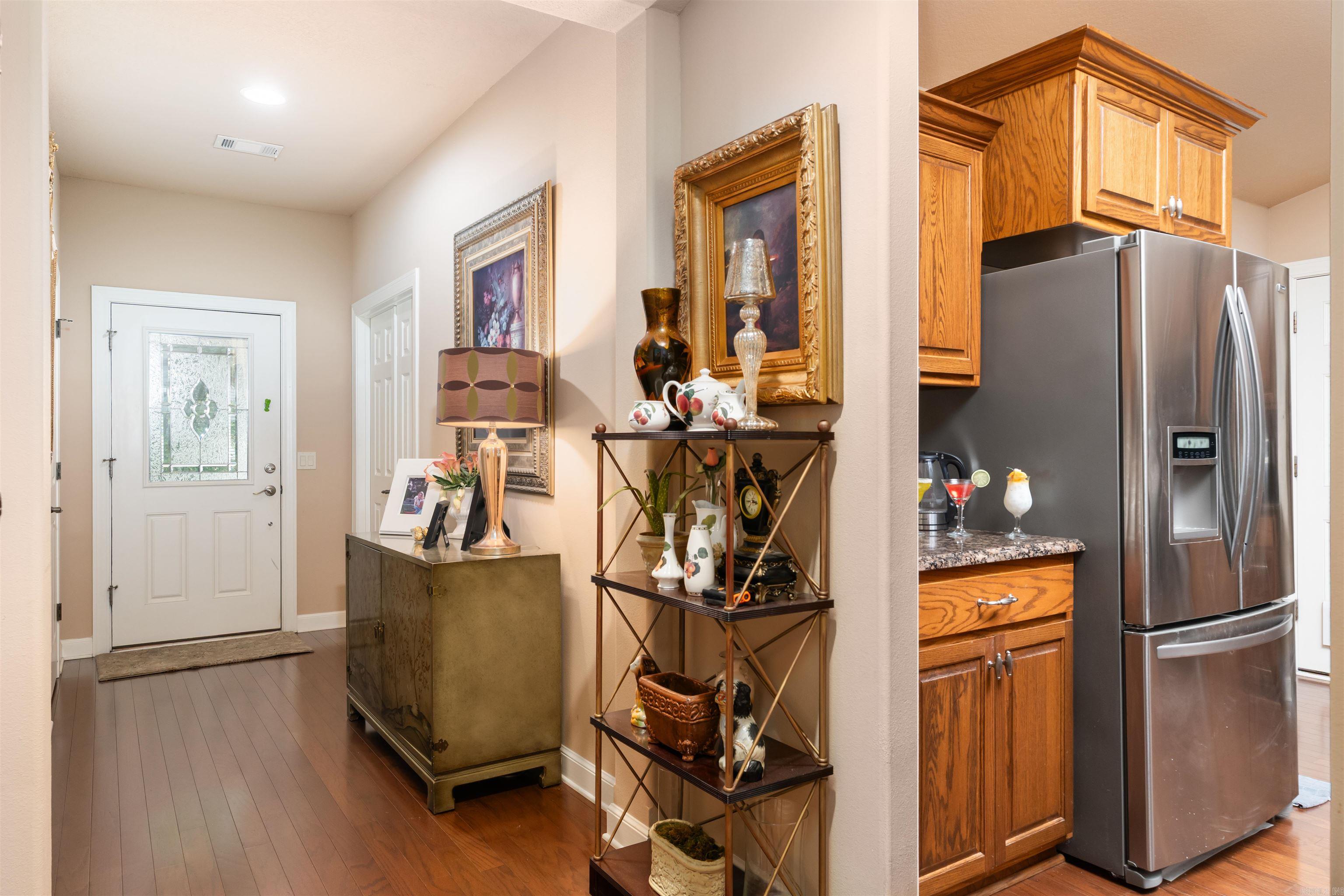 26 Jardin Way Property Photo 5