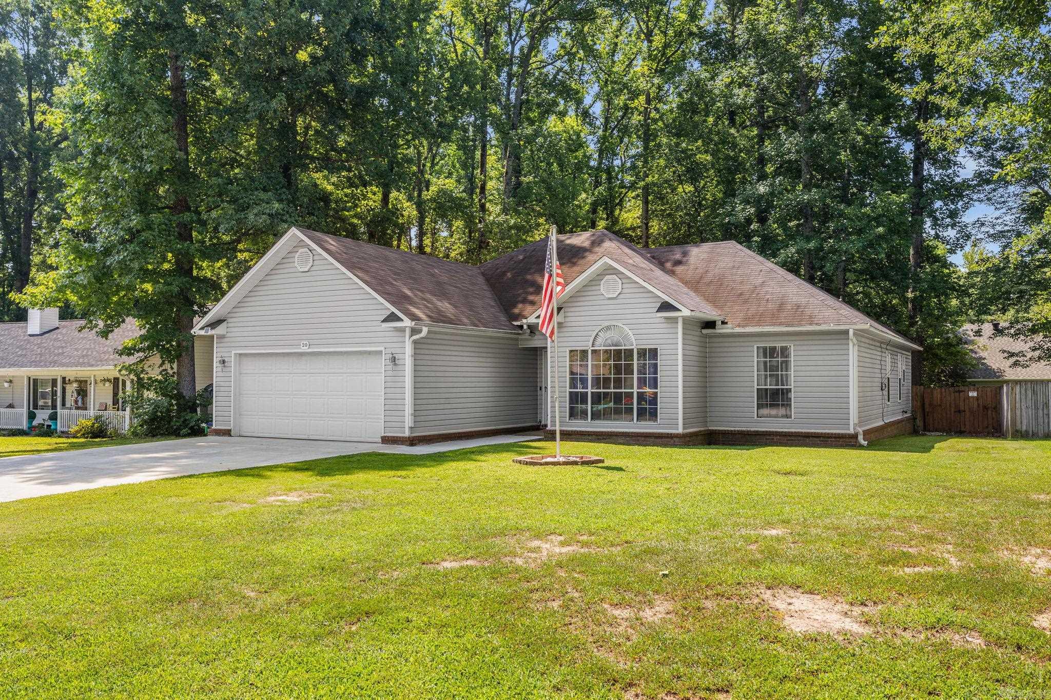 20 Hunters Cove Property Photo 3