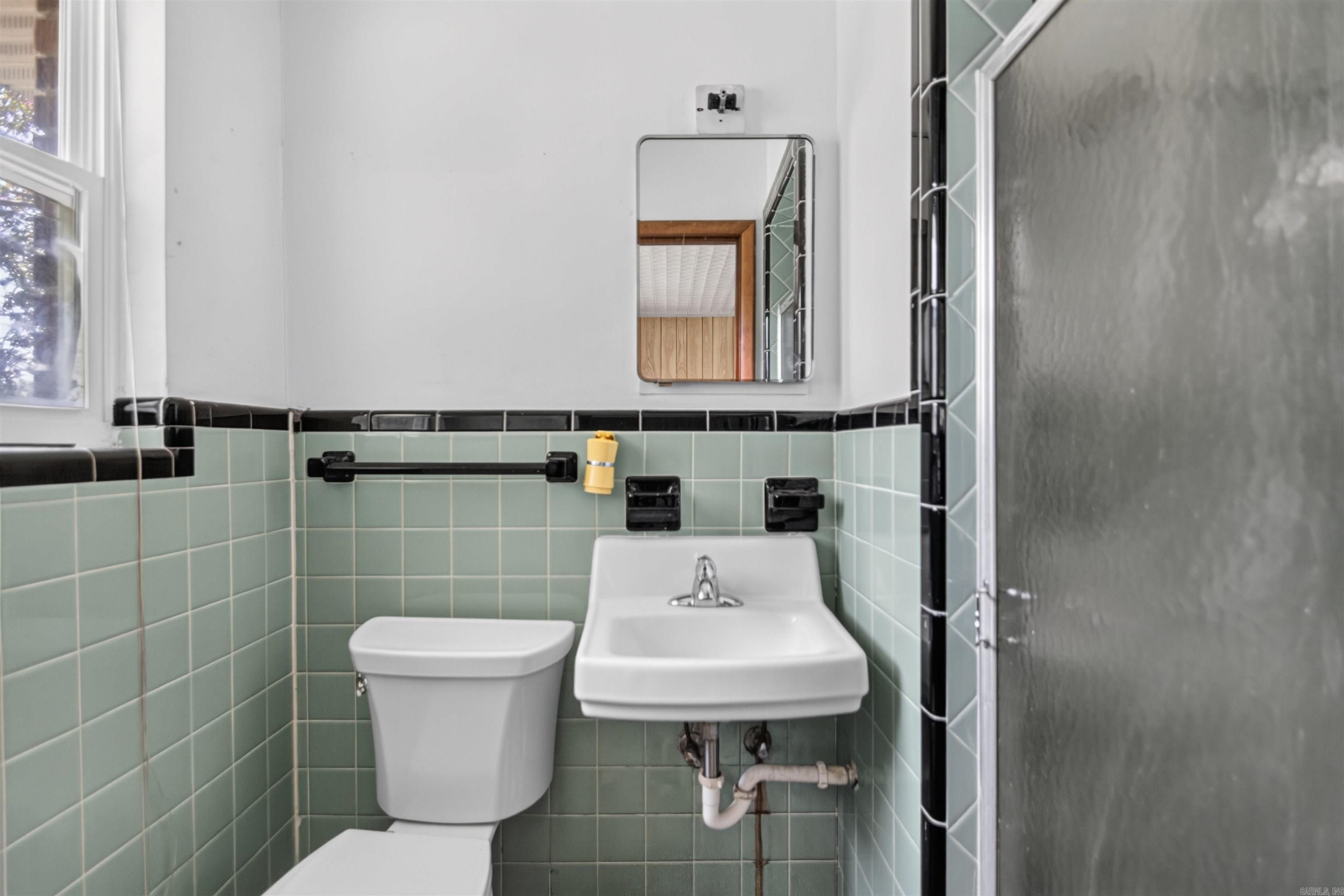 14606 Highway 107 Property Photo 6
