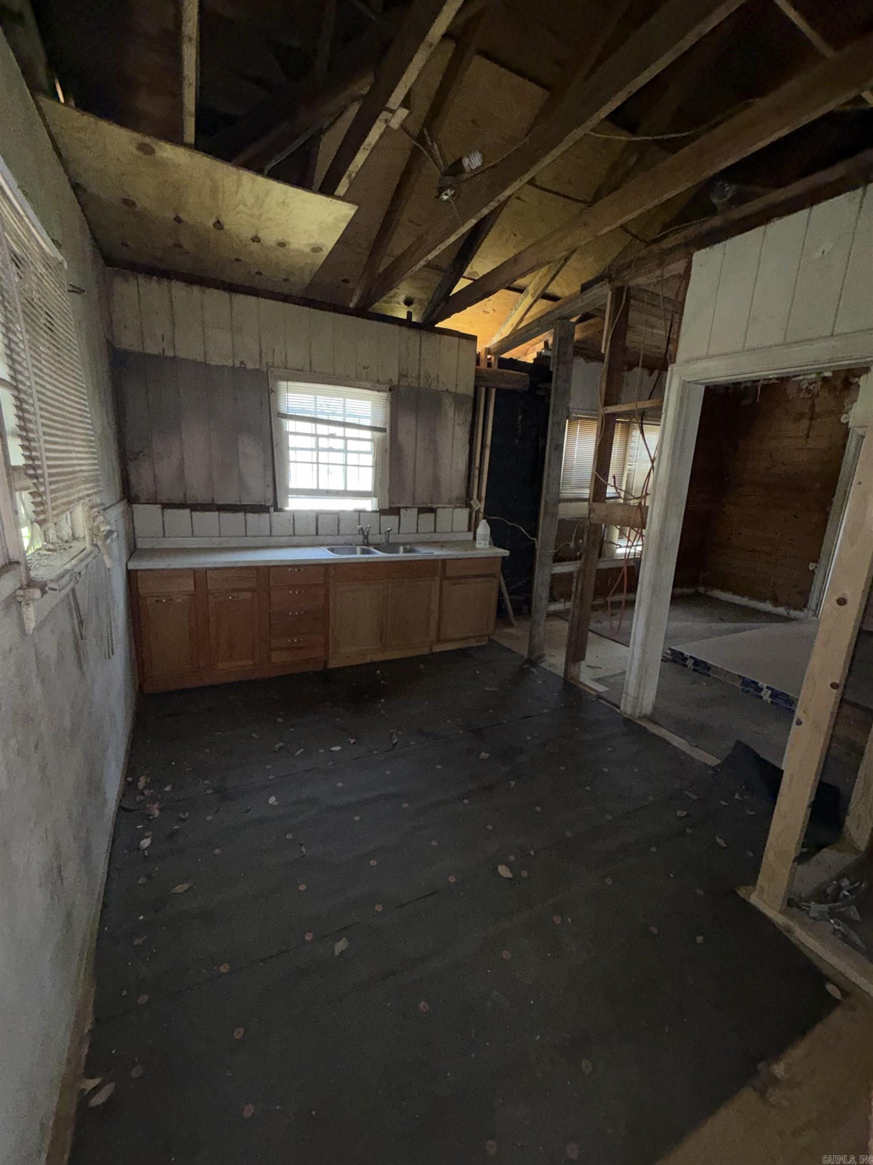 1926 S Olive Street Property Photo 14
