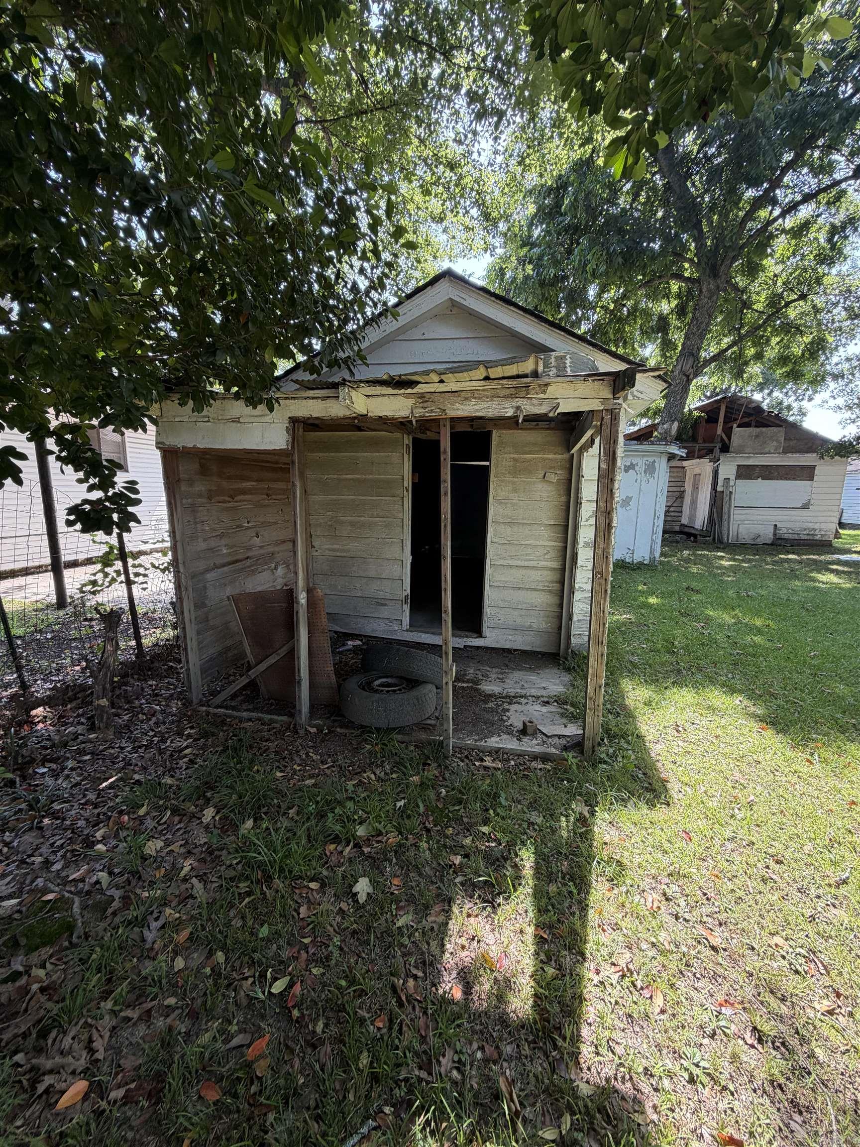 1926 S Olive Street Property Photo 20