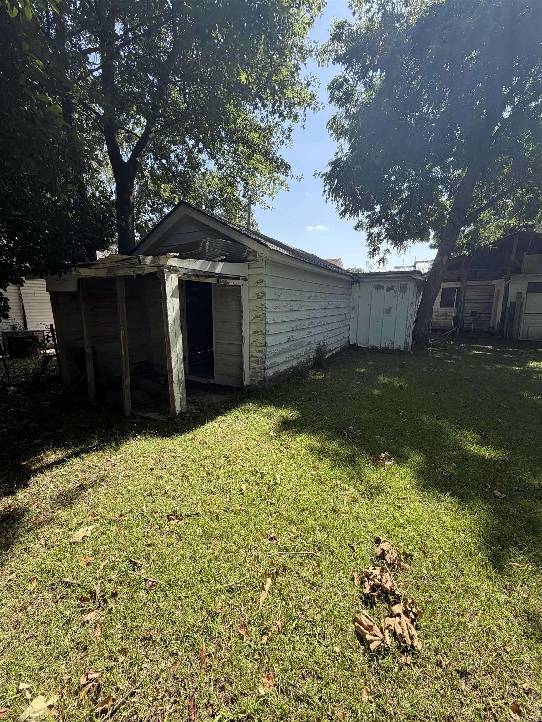 1926 S Olive Street Property Photo 23