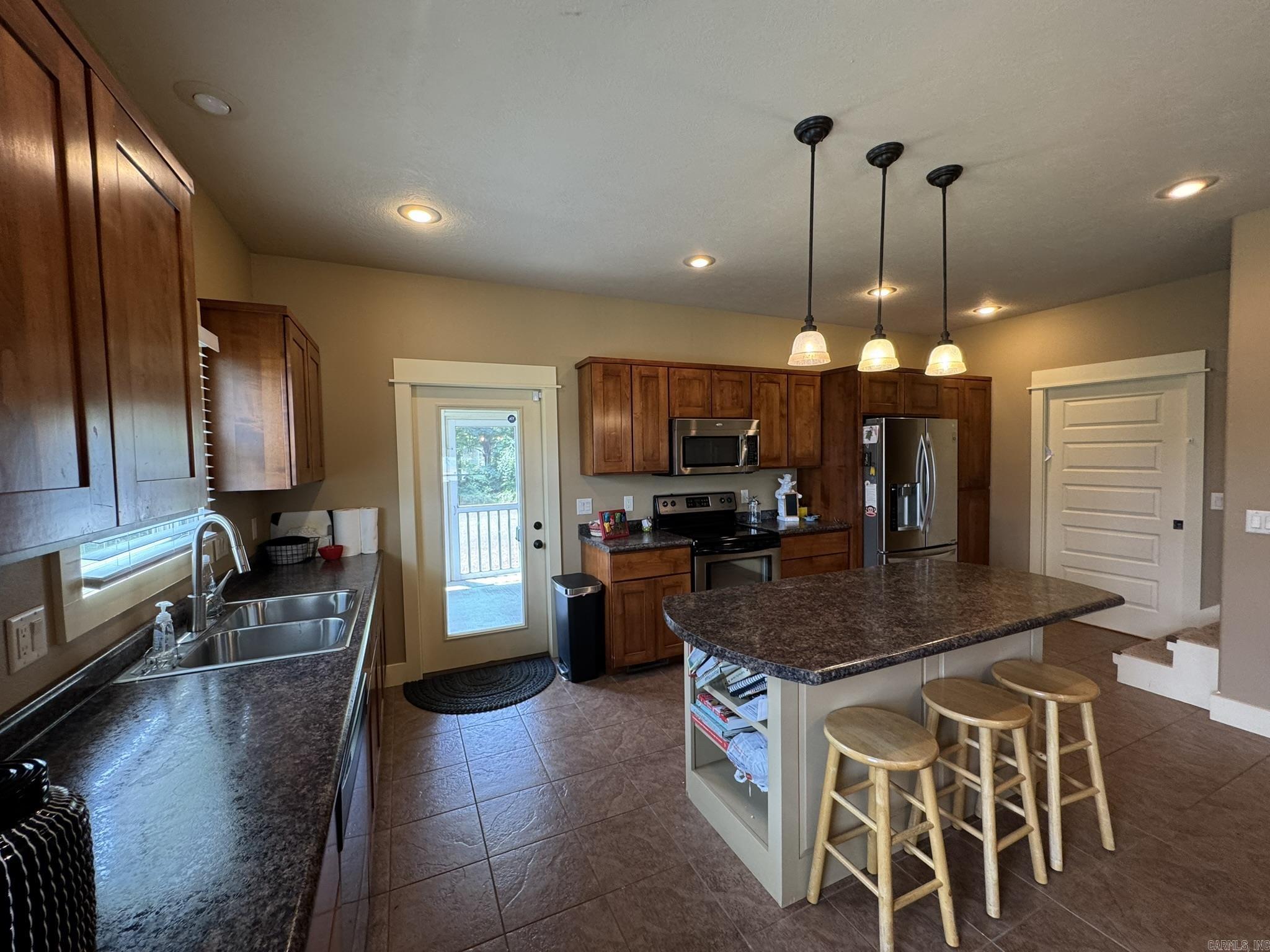 3034 Spring Mill Drive Property Photo 3