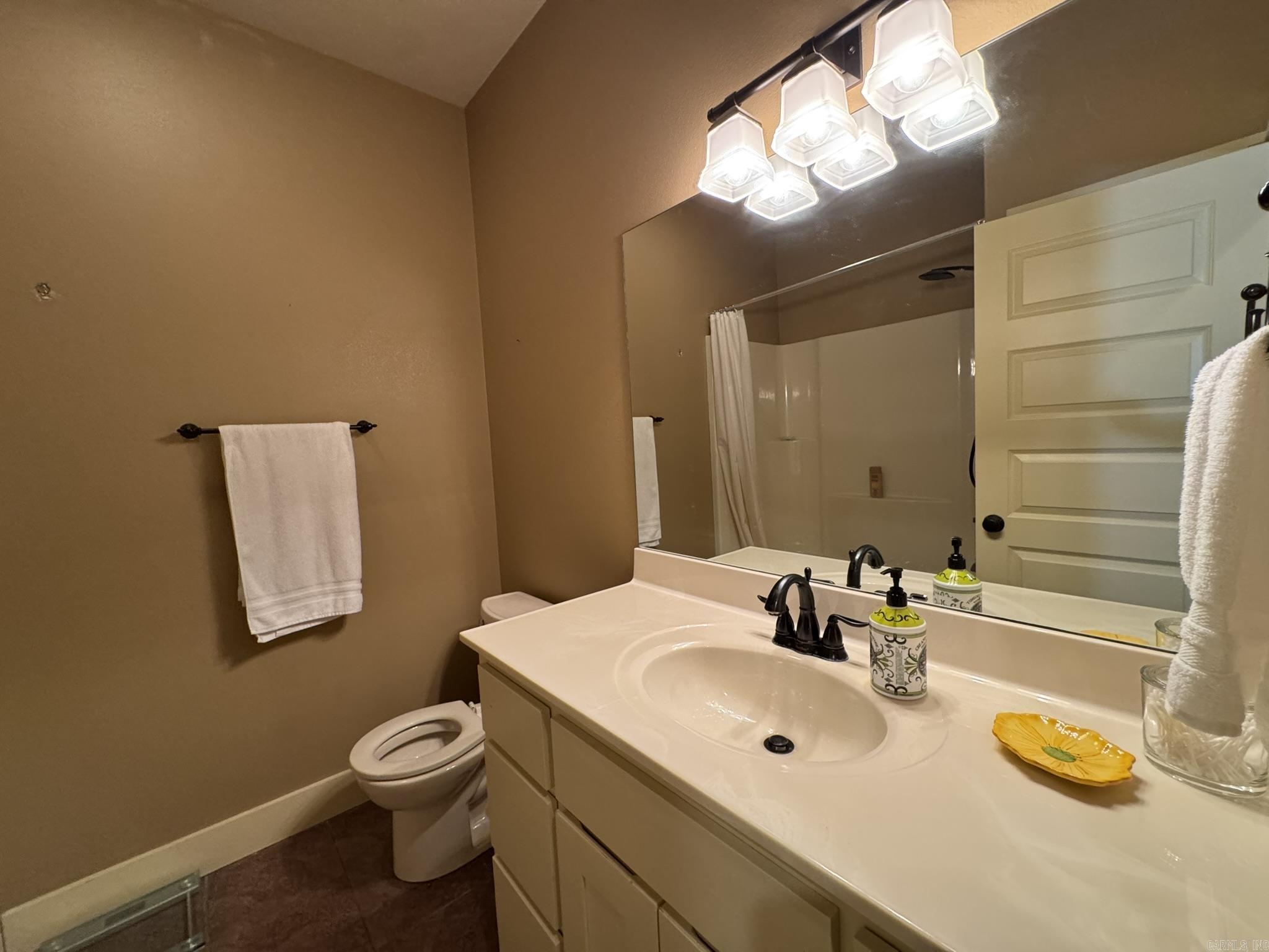 3034 Spring Mill Drive Property Photo 18