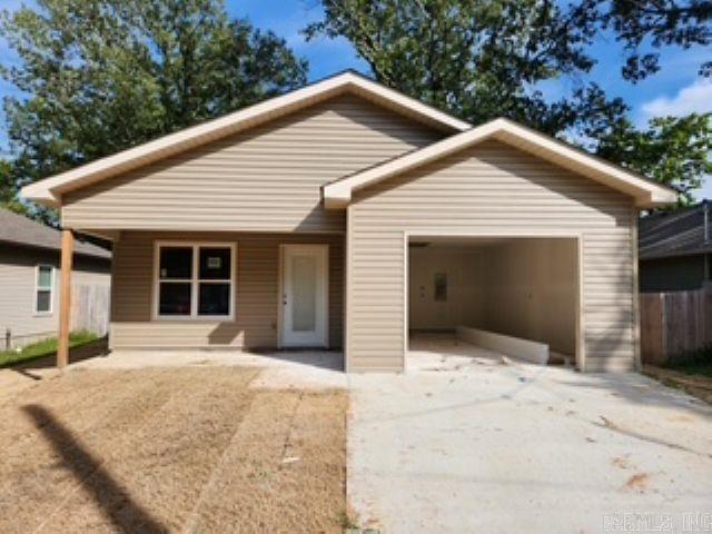 209 N Jackson Street Property Photo 1