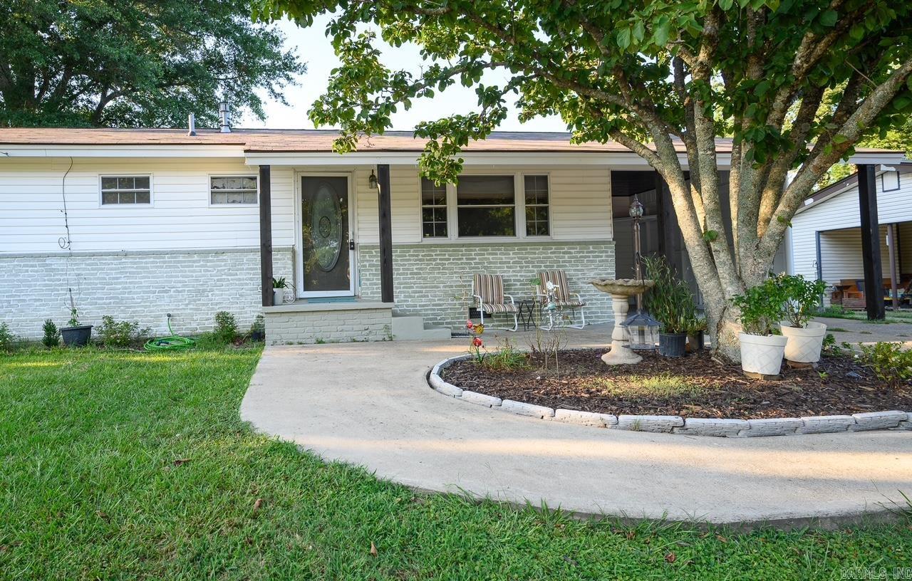 1301 Reeves Ave Property Photo 2