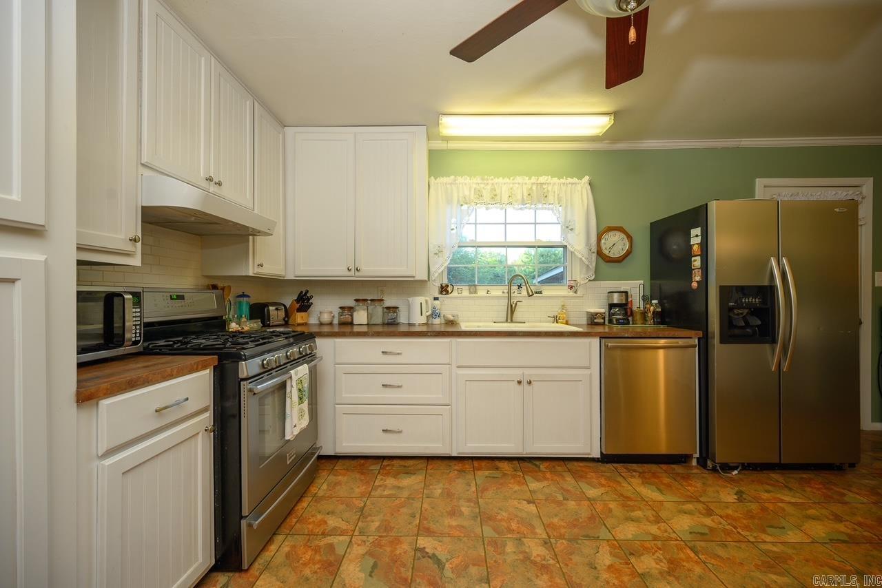 1301 Reeves Ave Property Photo 11