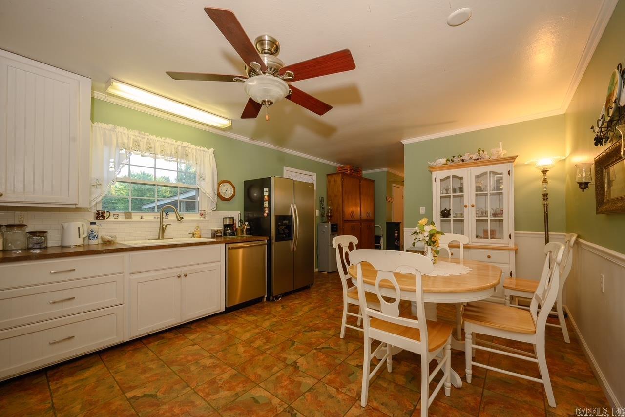 1301 Reeves Ave Property Photo 13