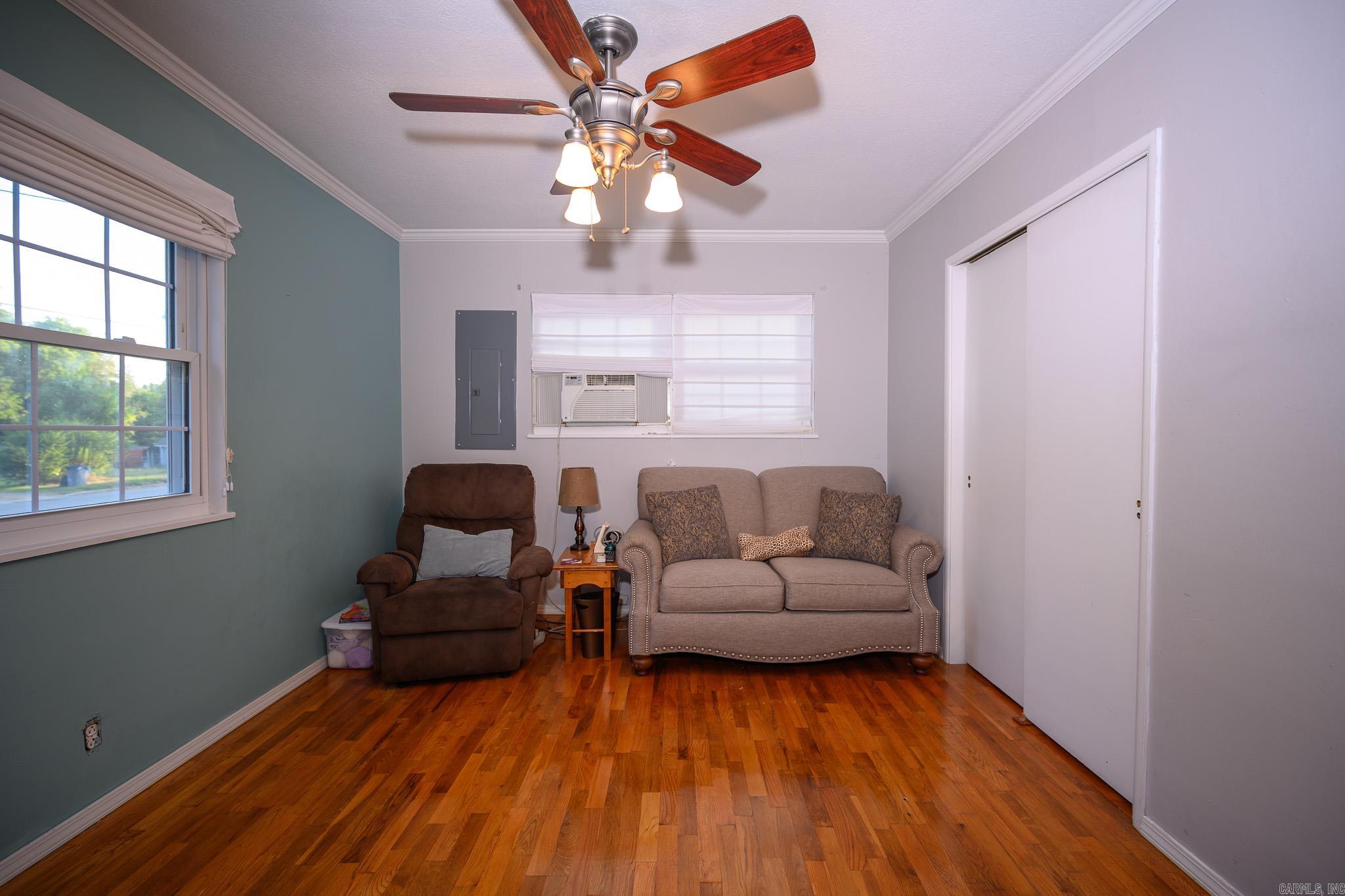 1301 Reeves Ave Property Photo 22
