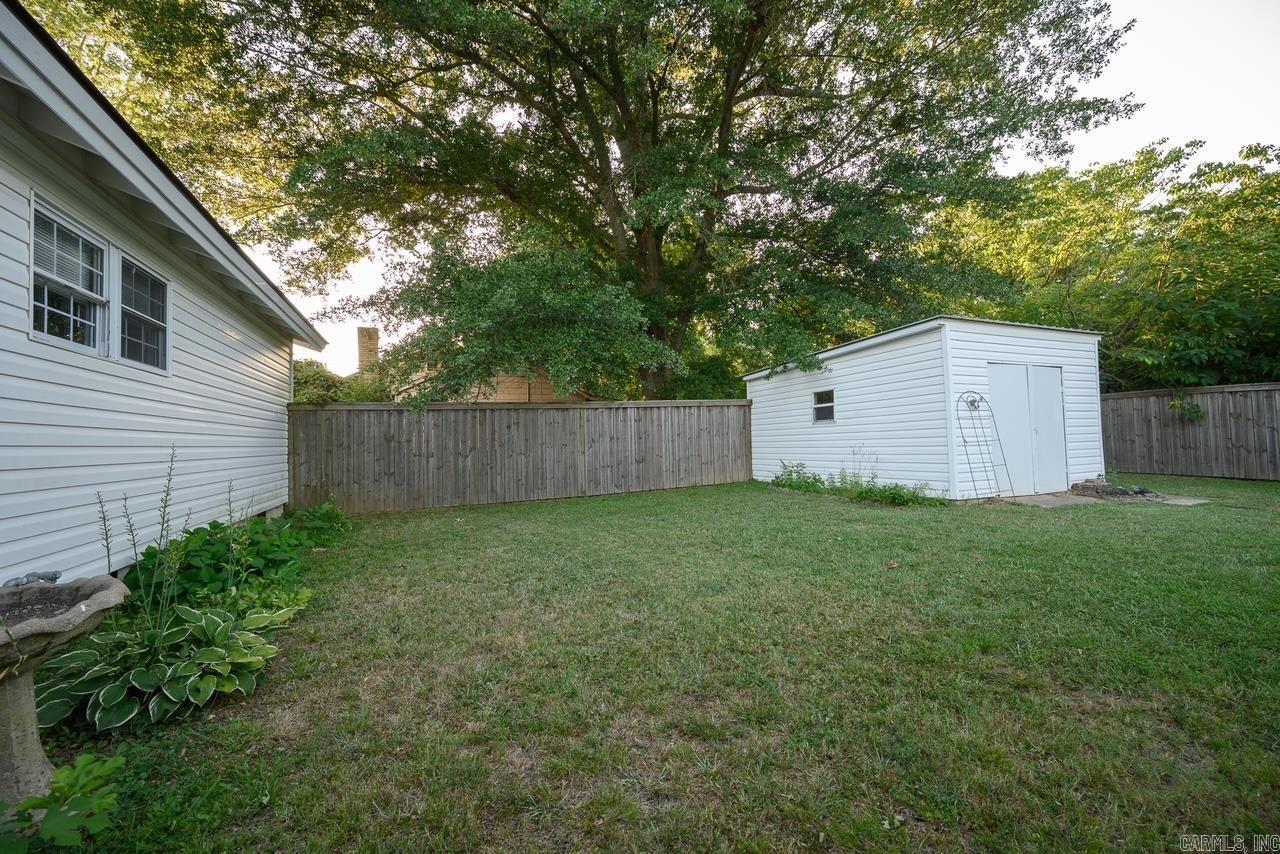 1301 Reeves Ave Property Photo 32