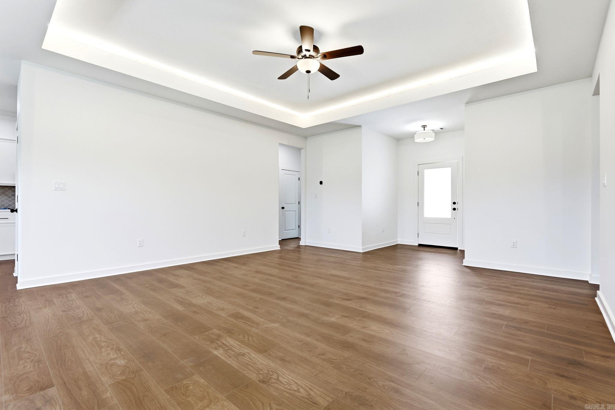 203 E Florida Street Property Photo 11