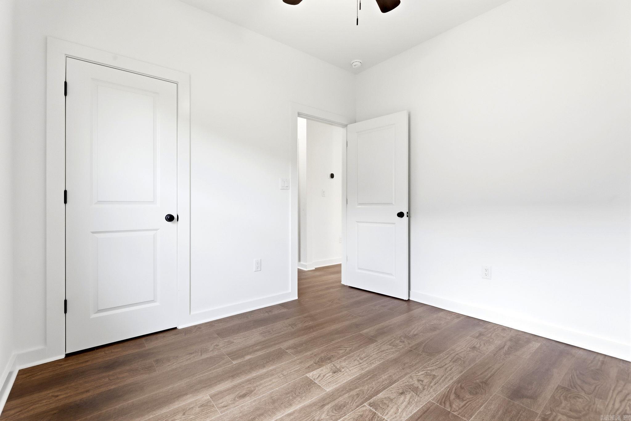 203 E Florida Street Property Photo 30