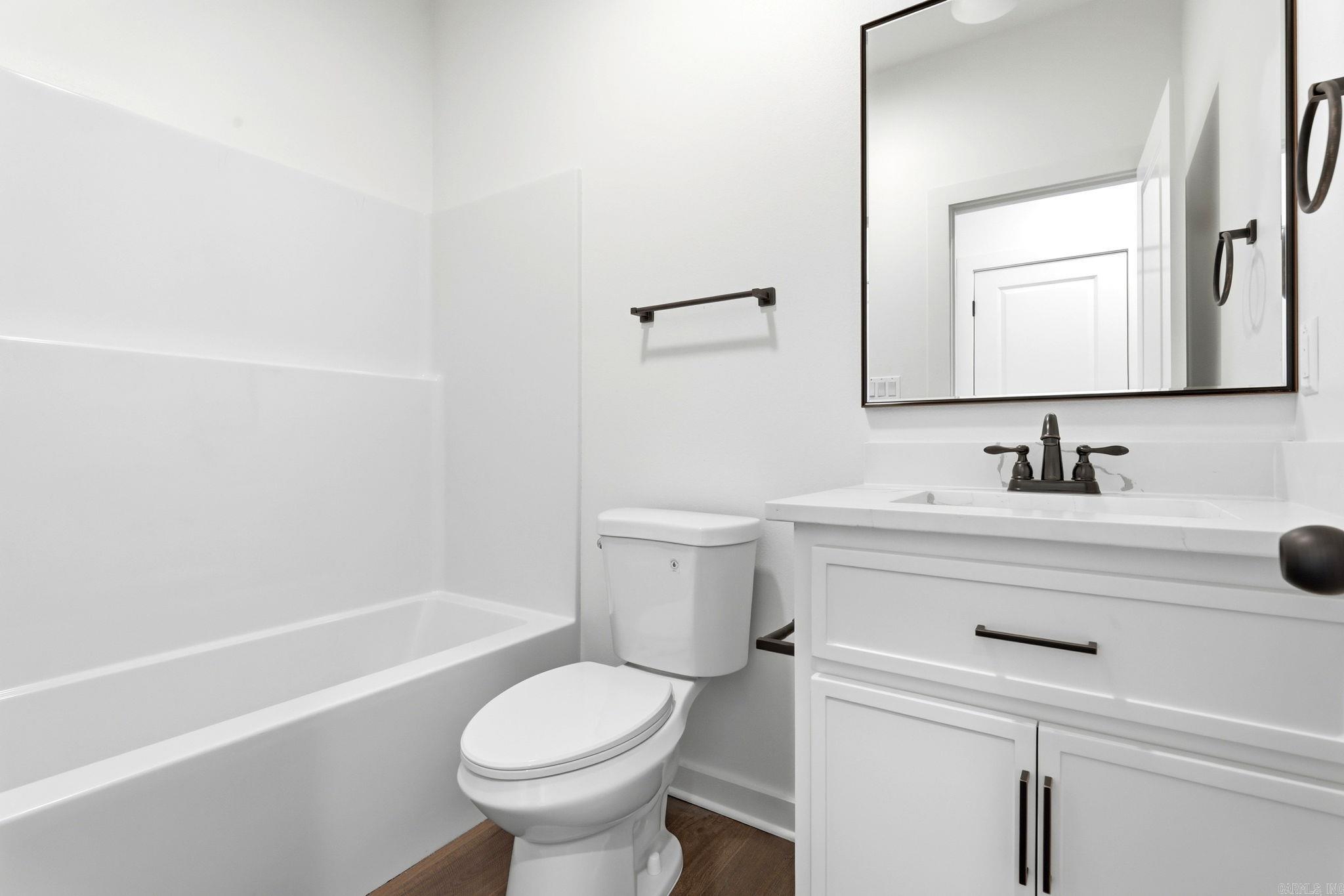203 E Florida Street Property Photo 33
