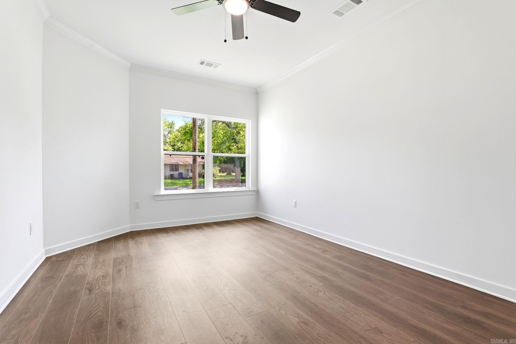 205 E Florida Street Property Photo 21