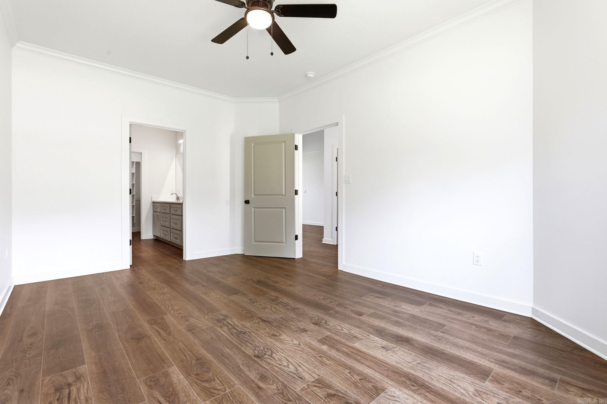 205 E Florida Street Property Photo 22