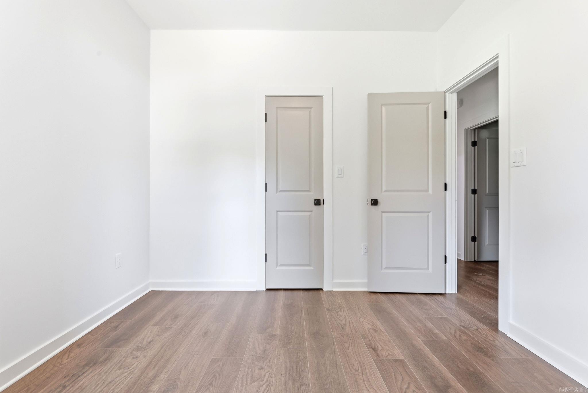 205 E Florida Street Property Photo 30