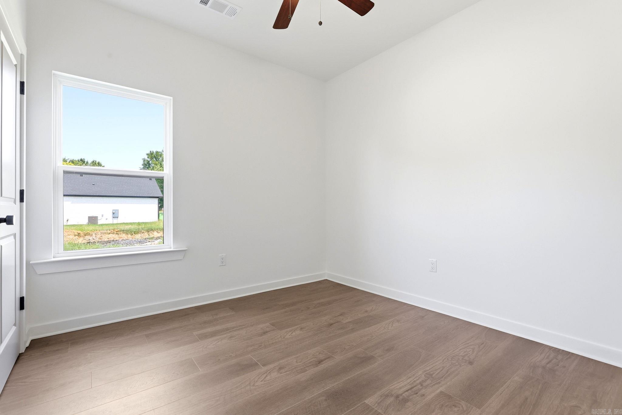 205 E Florida Street Property Photo 31