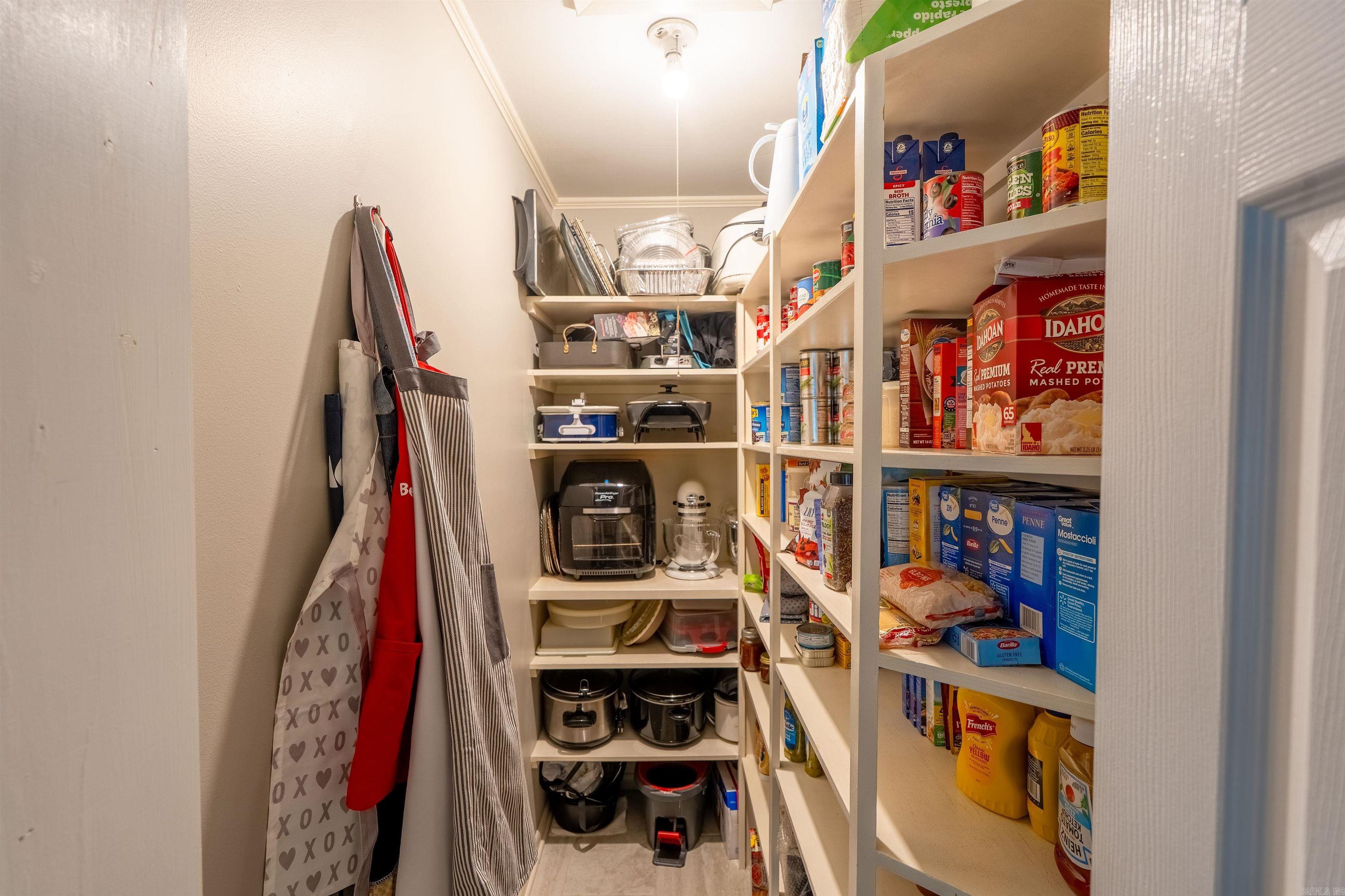 1005 Lakeshore Drive Property Photo 11