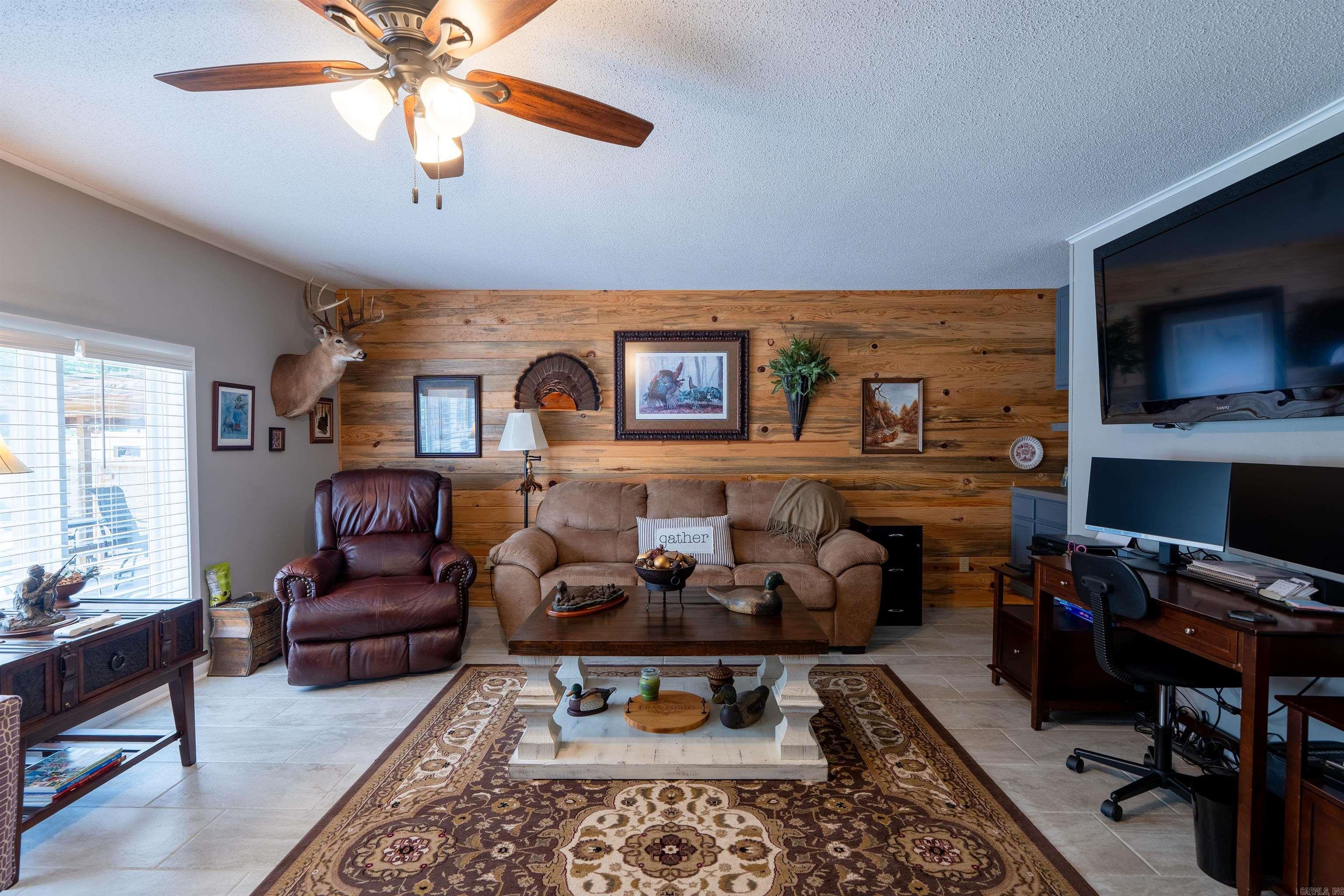 1005 Lakeshore Drive Property Photo 34