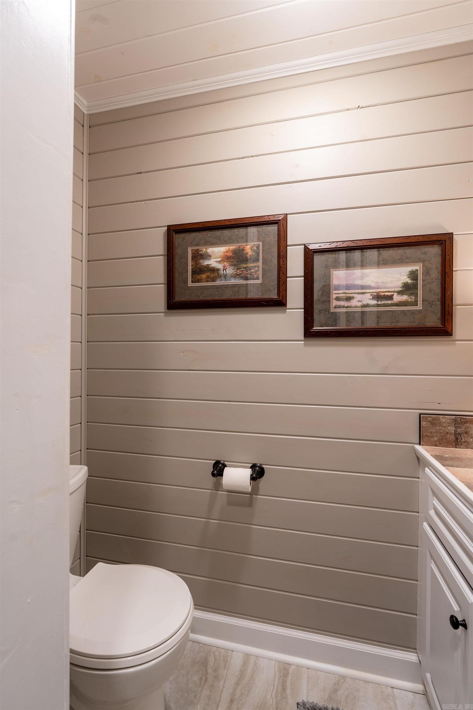 1005 Lakeshore Drive Property Photo 37