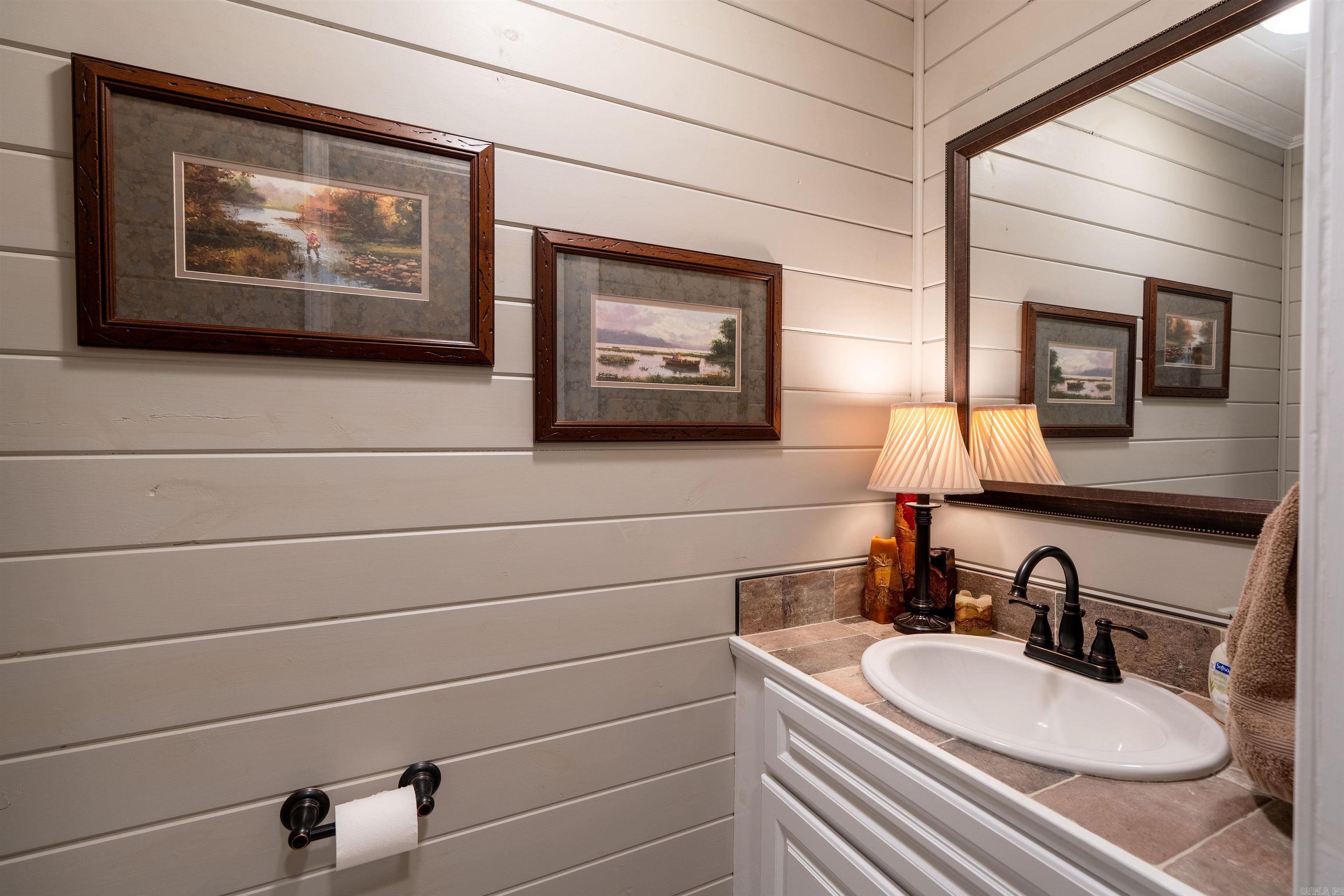 1005 Lakeshore Drive Property Photo 38