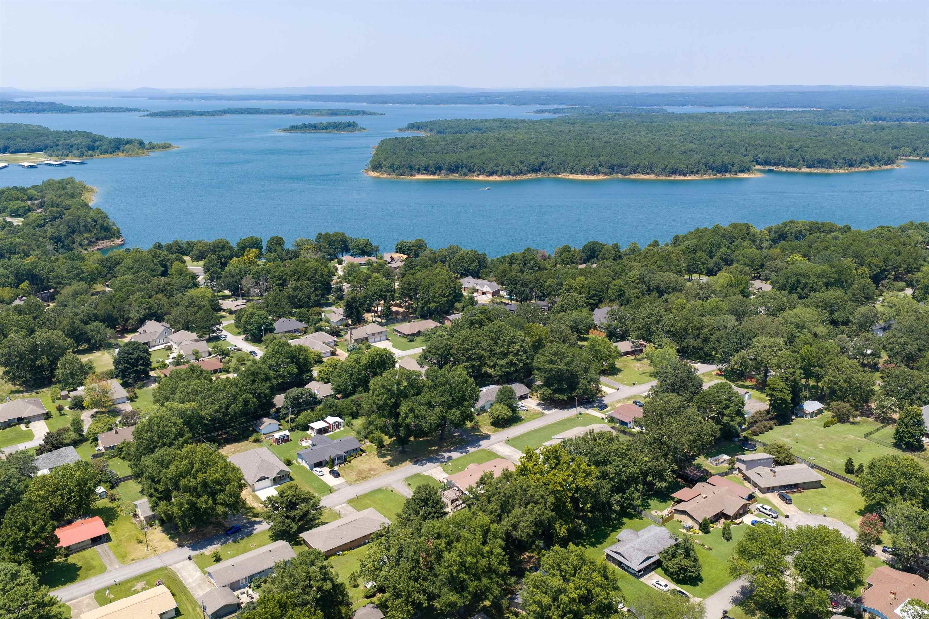 1005 Lakeshore Drive Property Photo 47