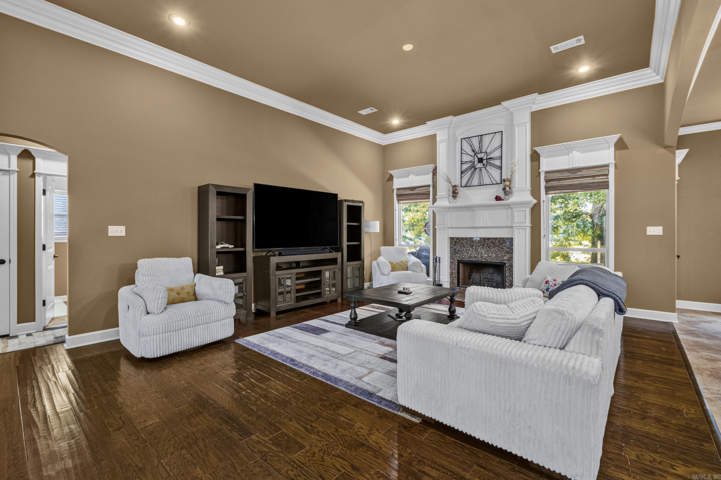 6021 Hardin Dr Property Photo 6