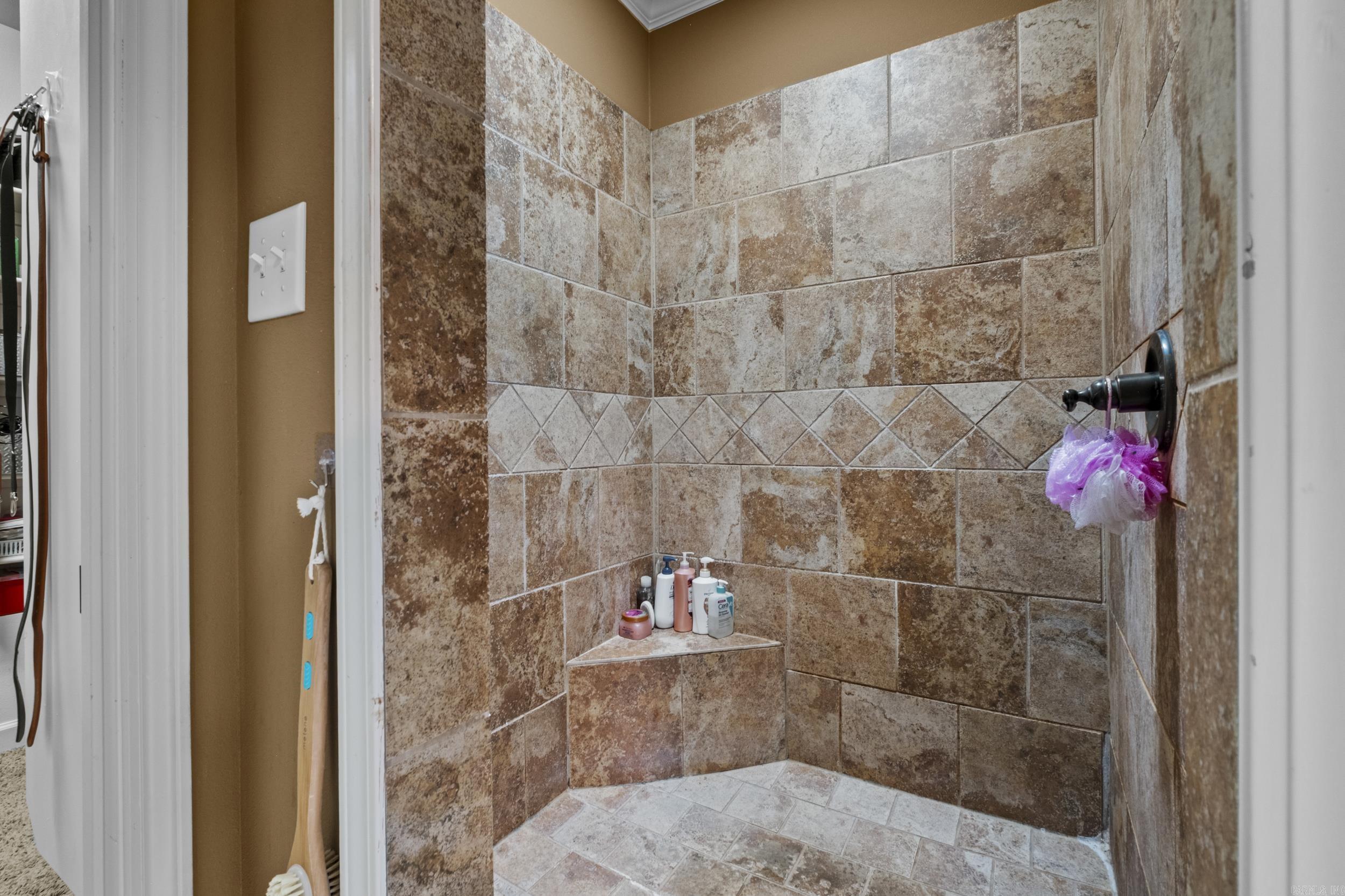 6021 Hardin Dr Property Photo 22