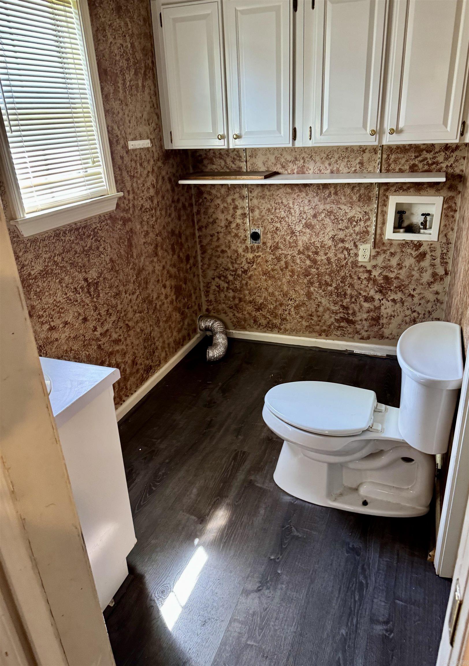 308 Home Property Photo 11