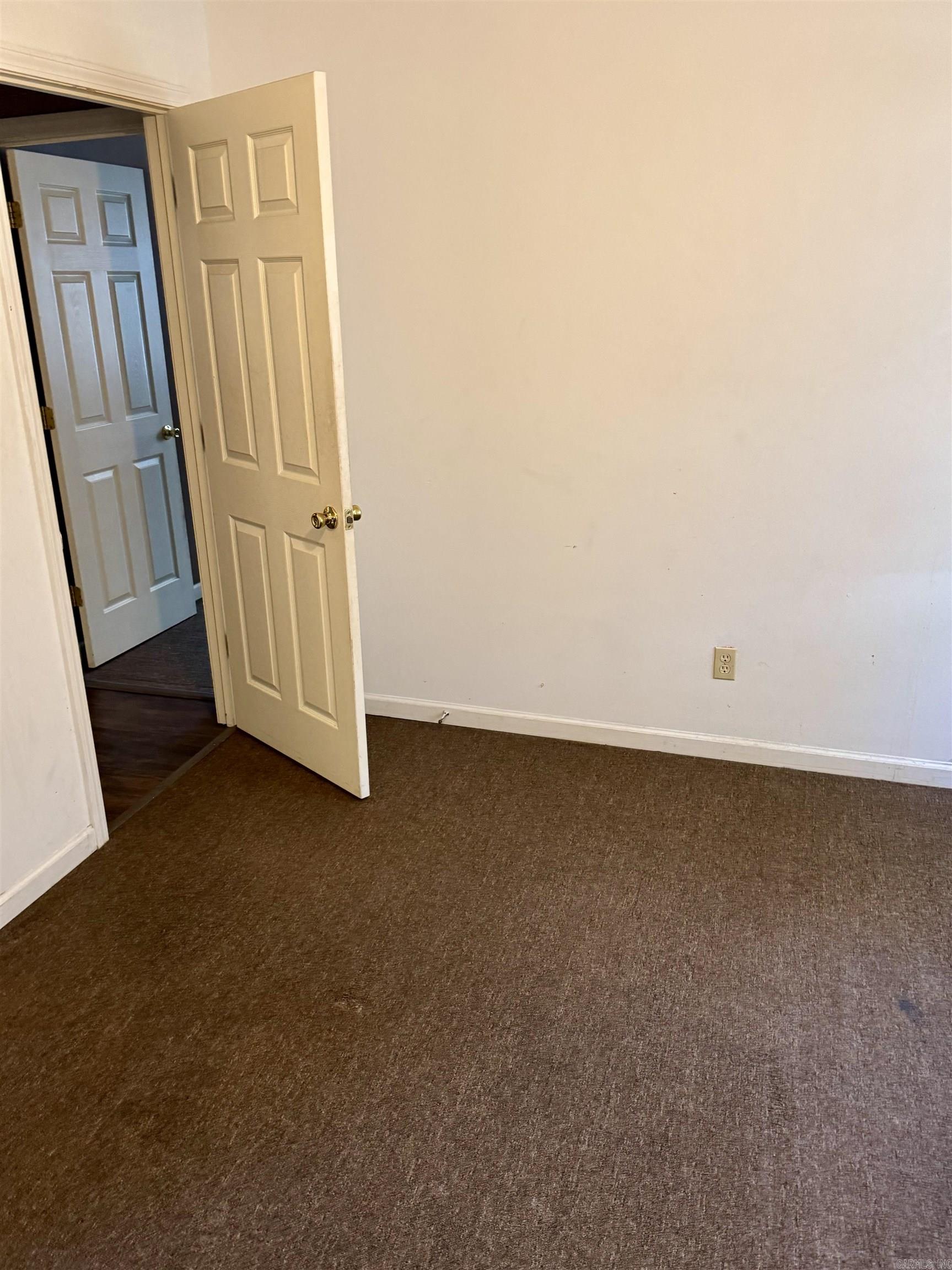 308 Home Property Photo 13