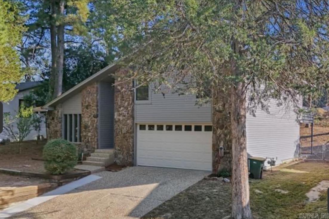 8615 Kennesaw Mountain Drive Property Photo 2