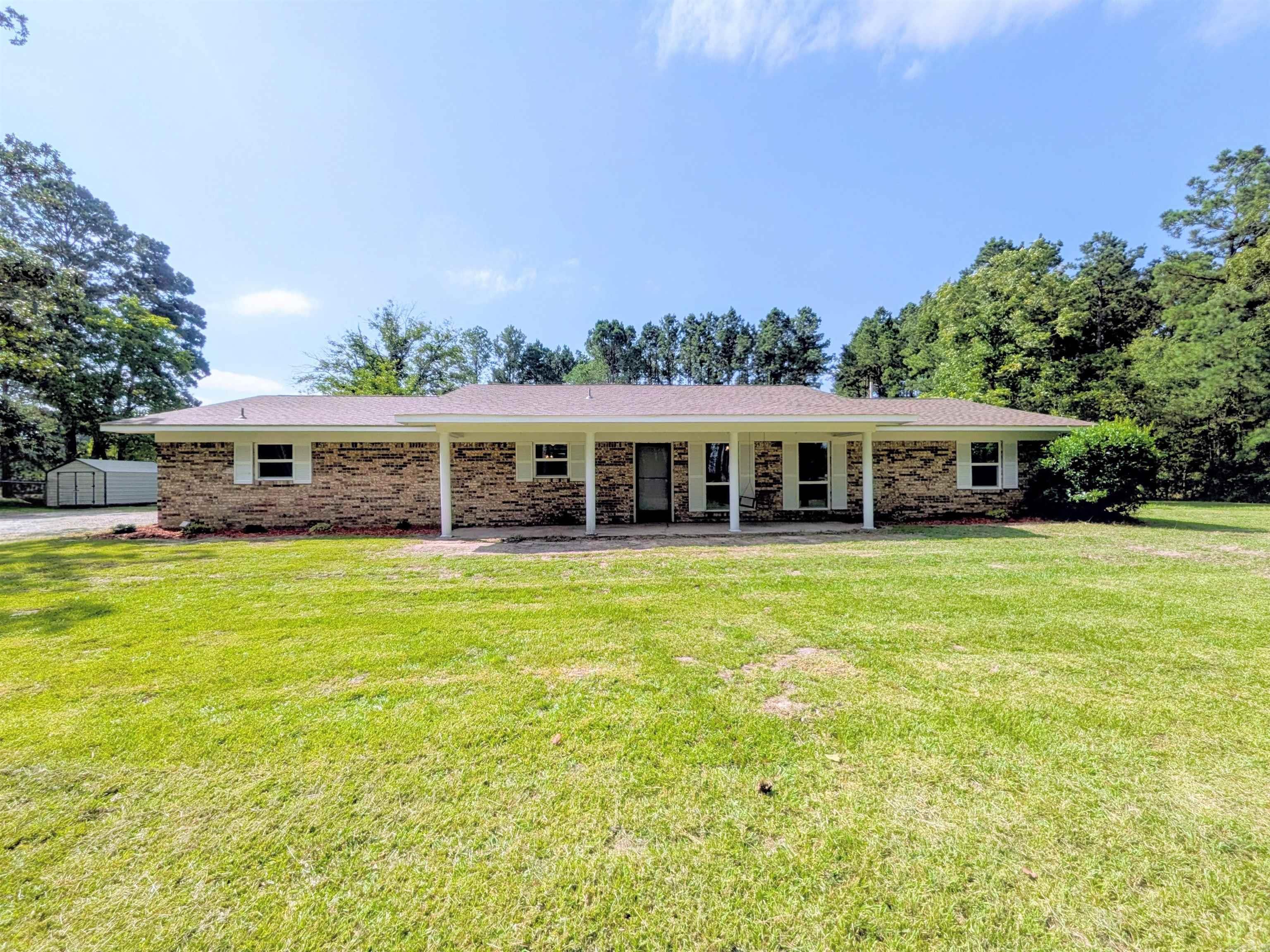 3825 Highway 79 N Property Photo 1