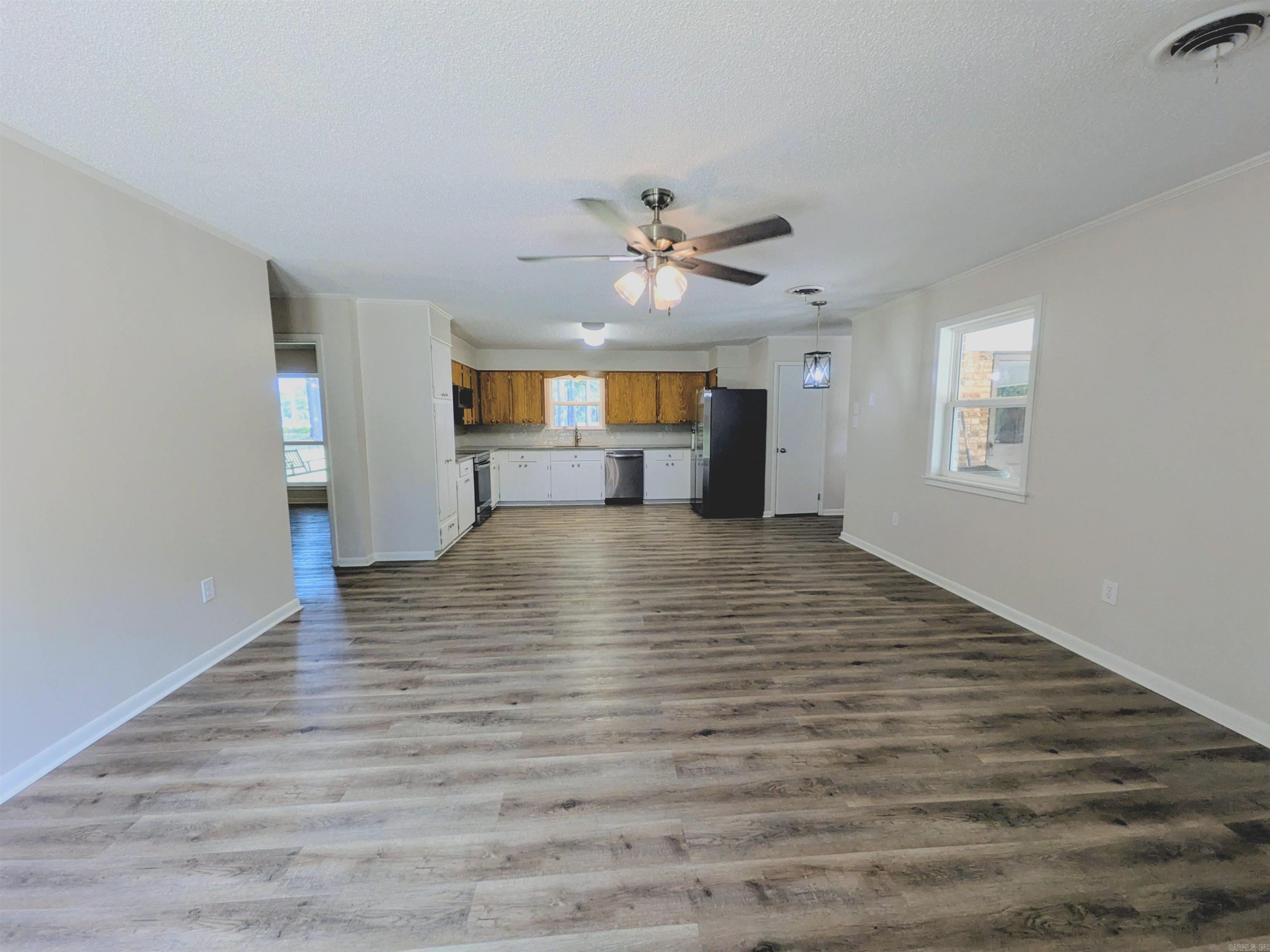 3825 Highway 79 N Property Photo 11