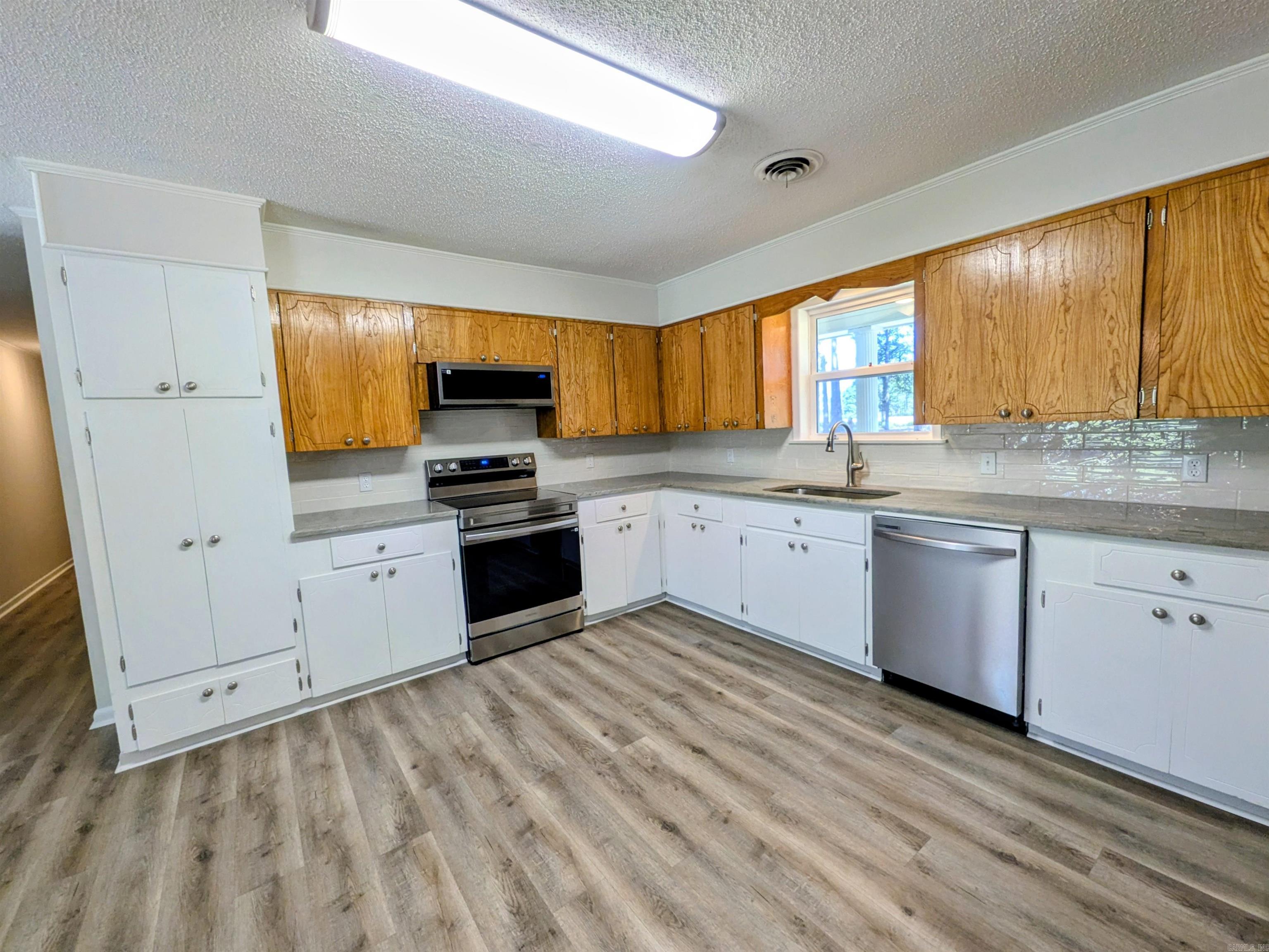 3825 Highway 79 N Property Photo 14