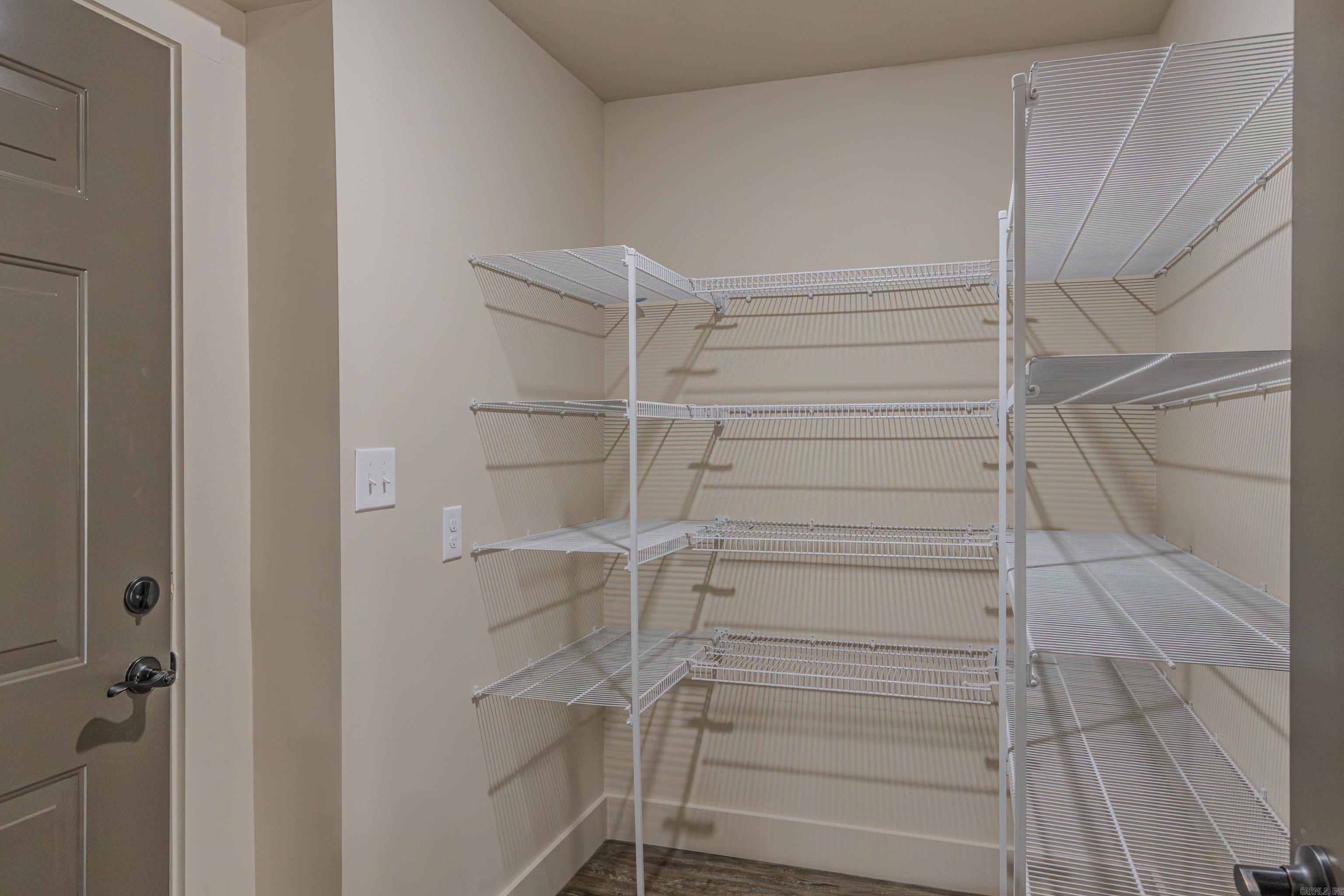 1811 Magnolia Lane Property Photo 8