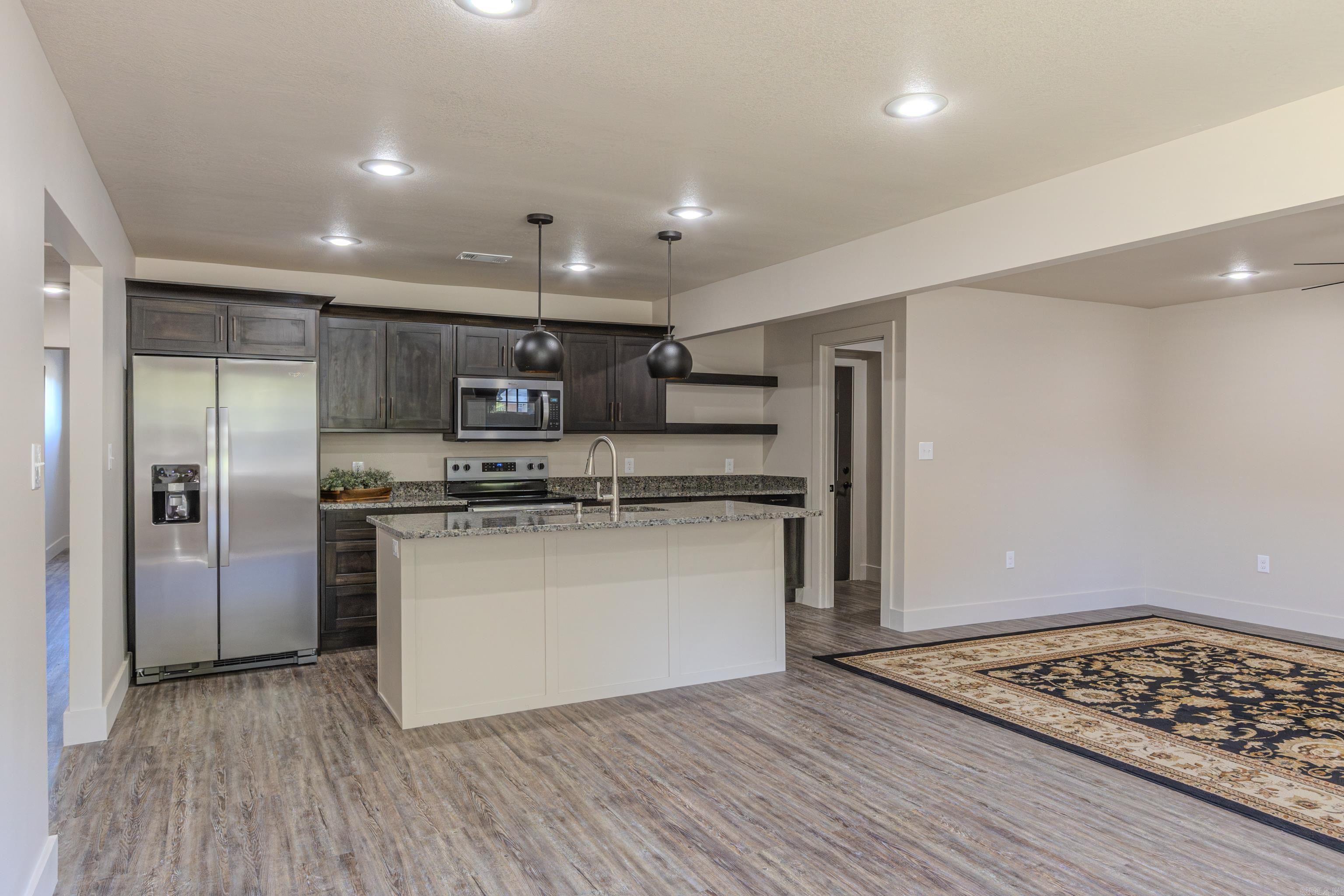 1811 Magnolia Lane Property Photo 10