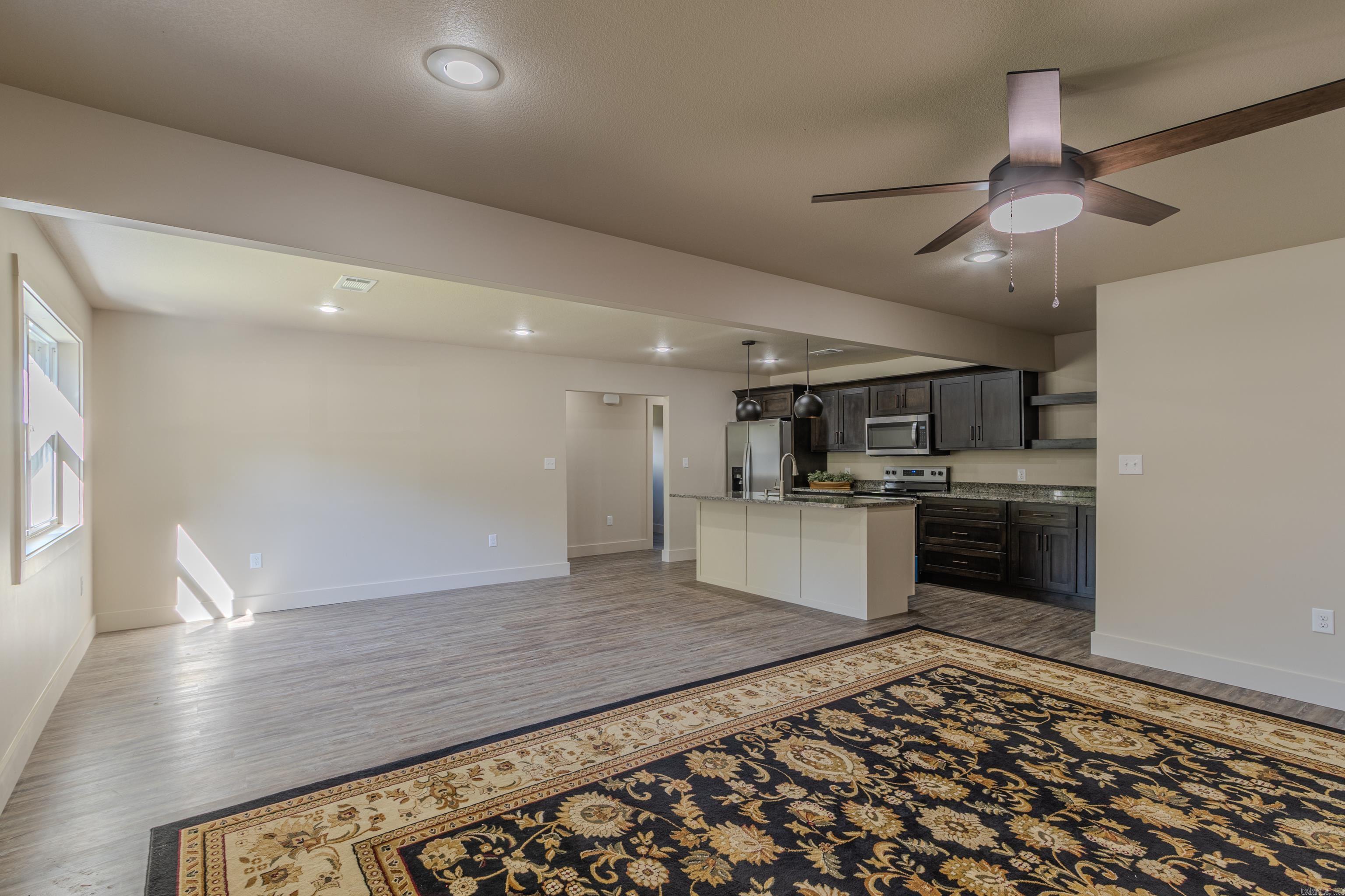 1811 Magnolia Lane Property Photo 12