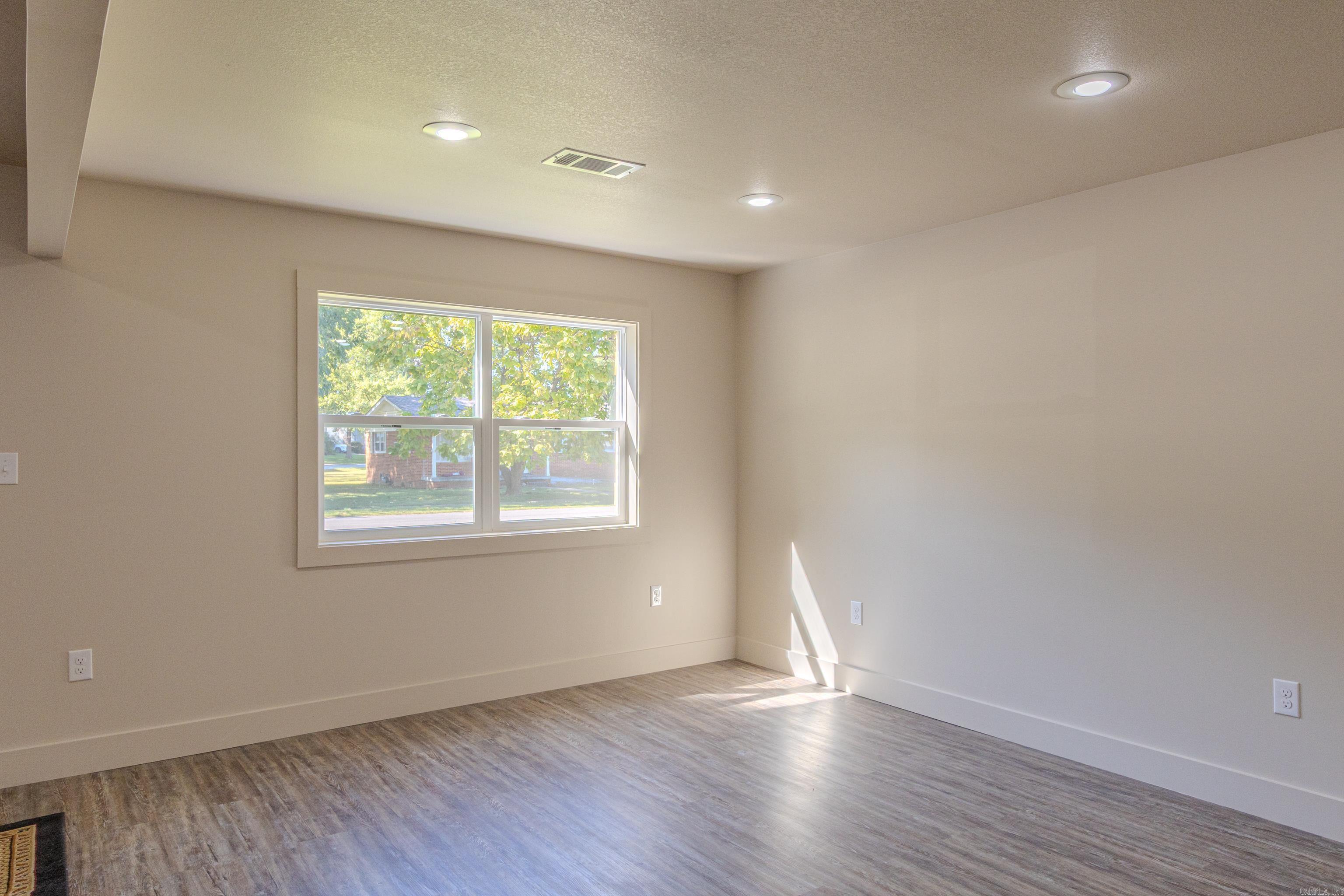 1811 Magnolia Lane Property Photo 19