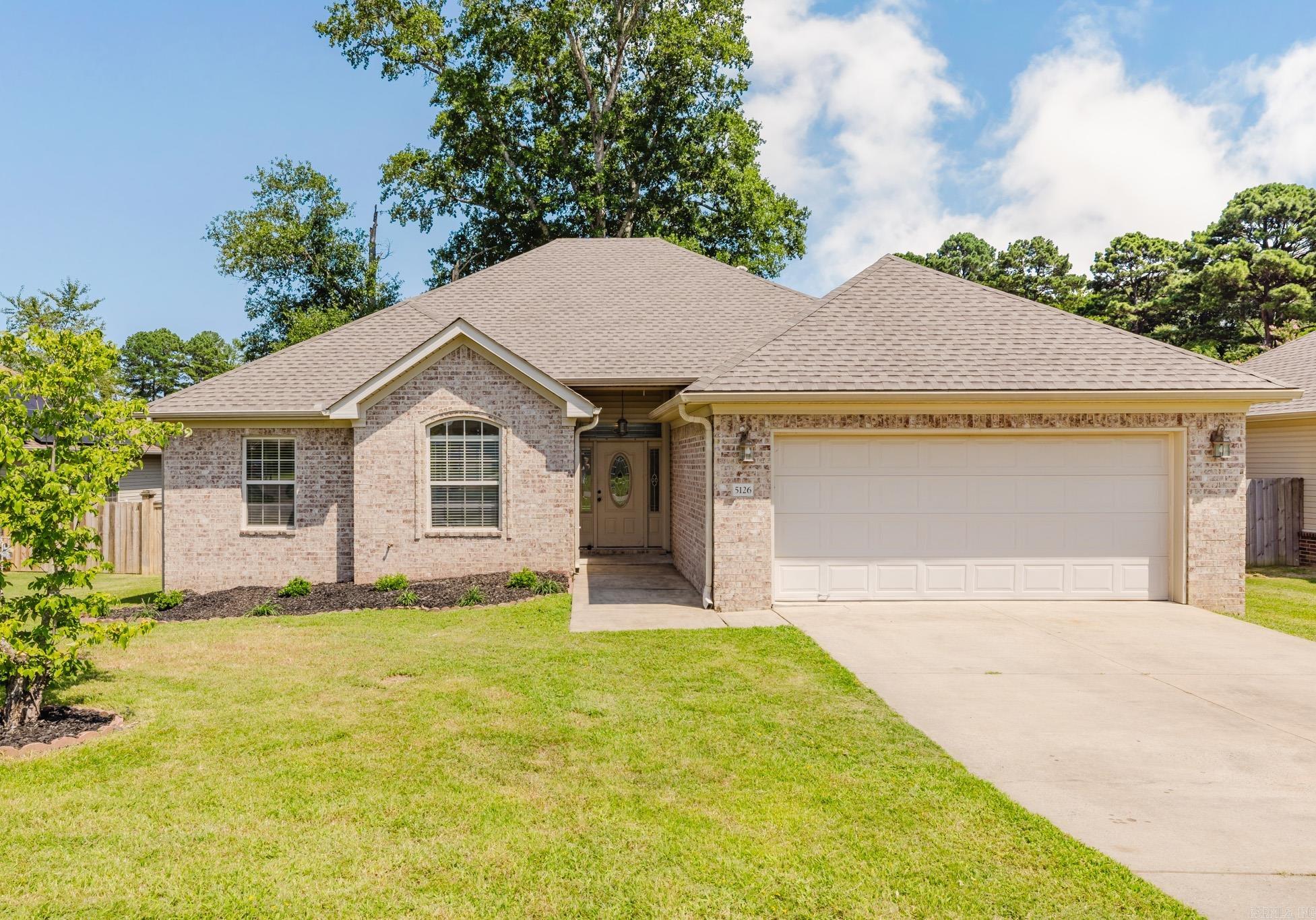 5126 Buckingham Place Property Photo 1